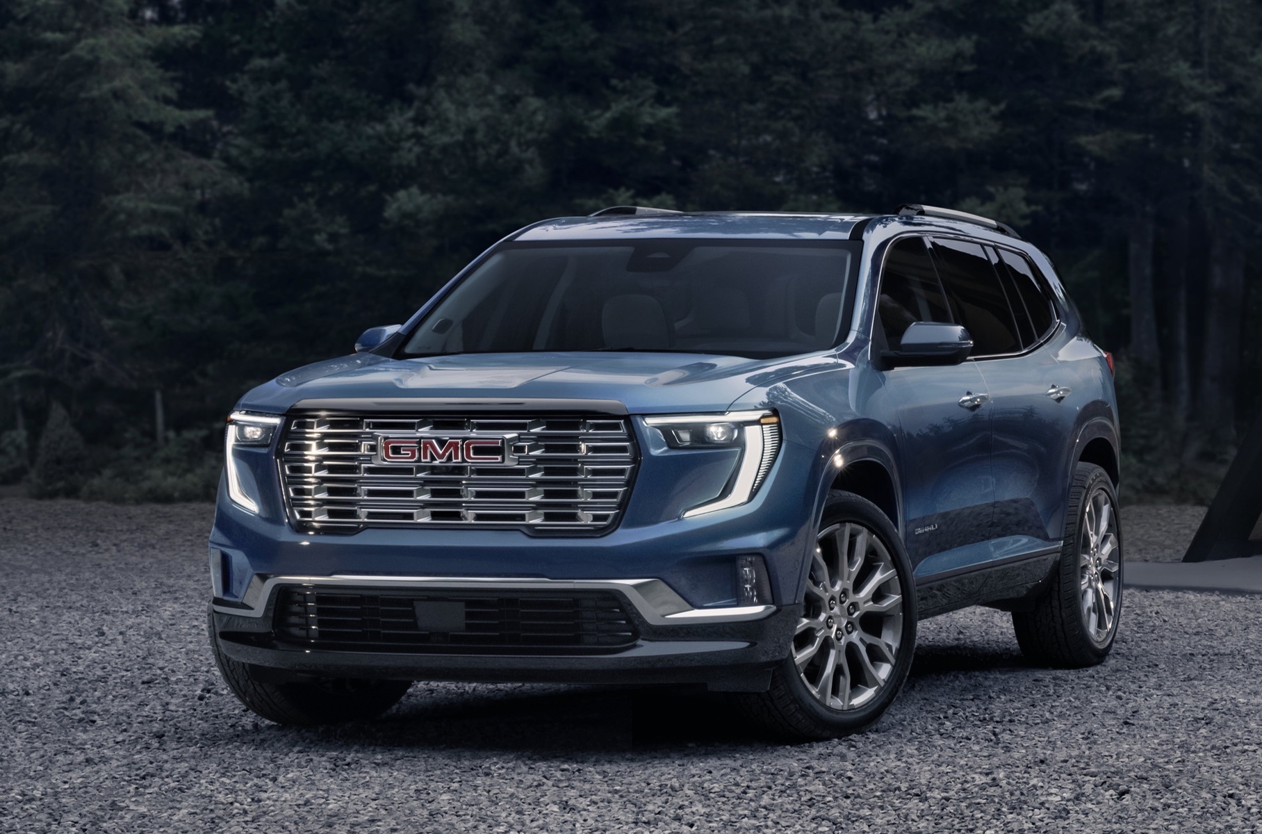 Кроссовер GMC Acadia сменил поколение - Рамблер/авто