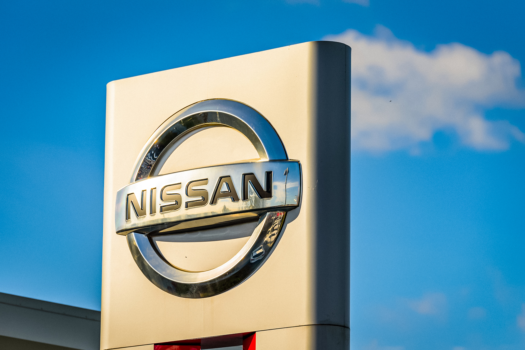 Глава Nissan рассказал, как будет происходит отказ от машин с ДВС
