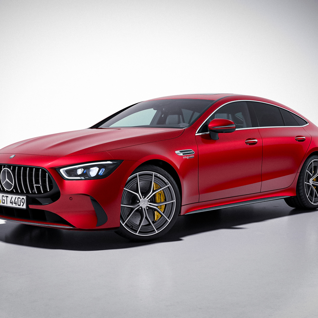 Лифтбек Mercedes-AMG GT обновился: что изменилось — Motor