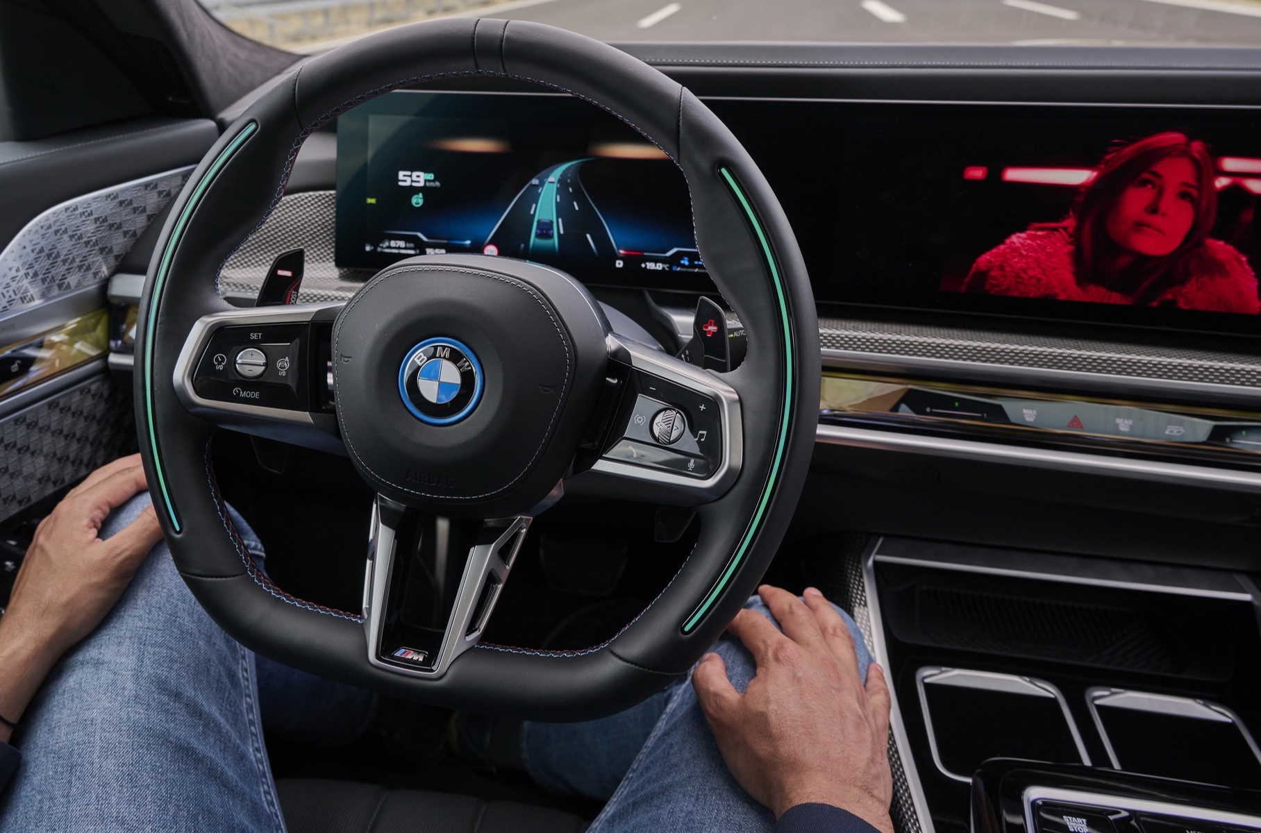 В 2024 году BMW 7-Series получит продвинутый автопилот