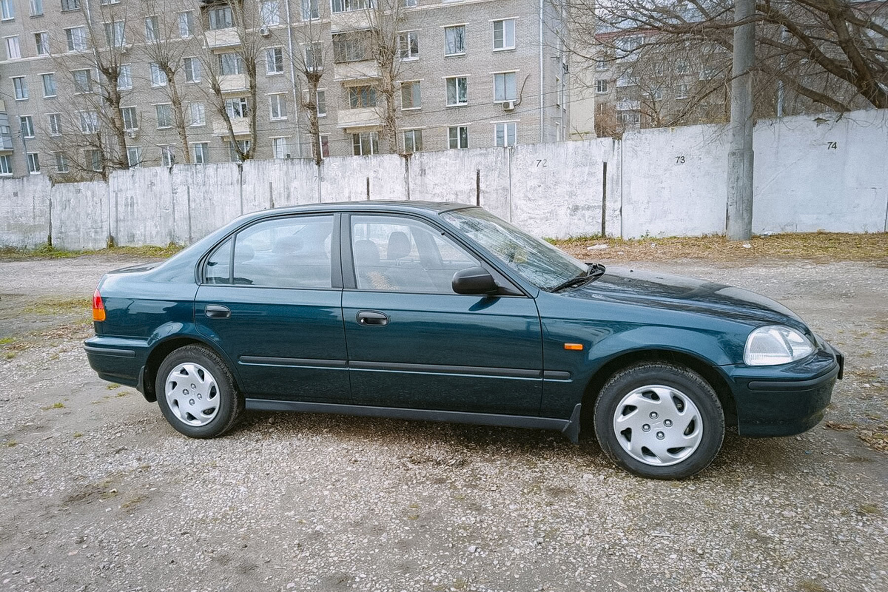 26-летний идеальный Honda Civic продают в Москве по цене Lada Vesta -  Рамблер/авто