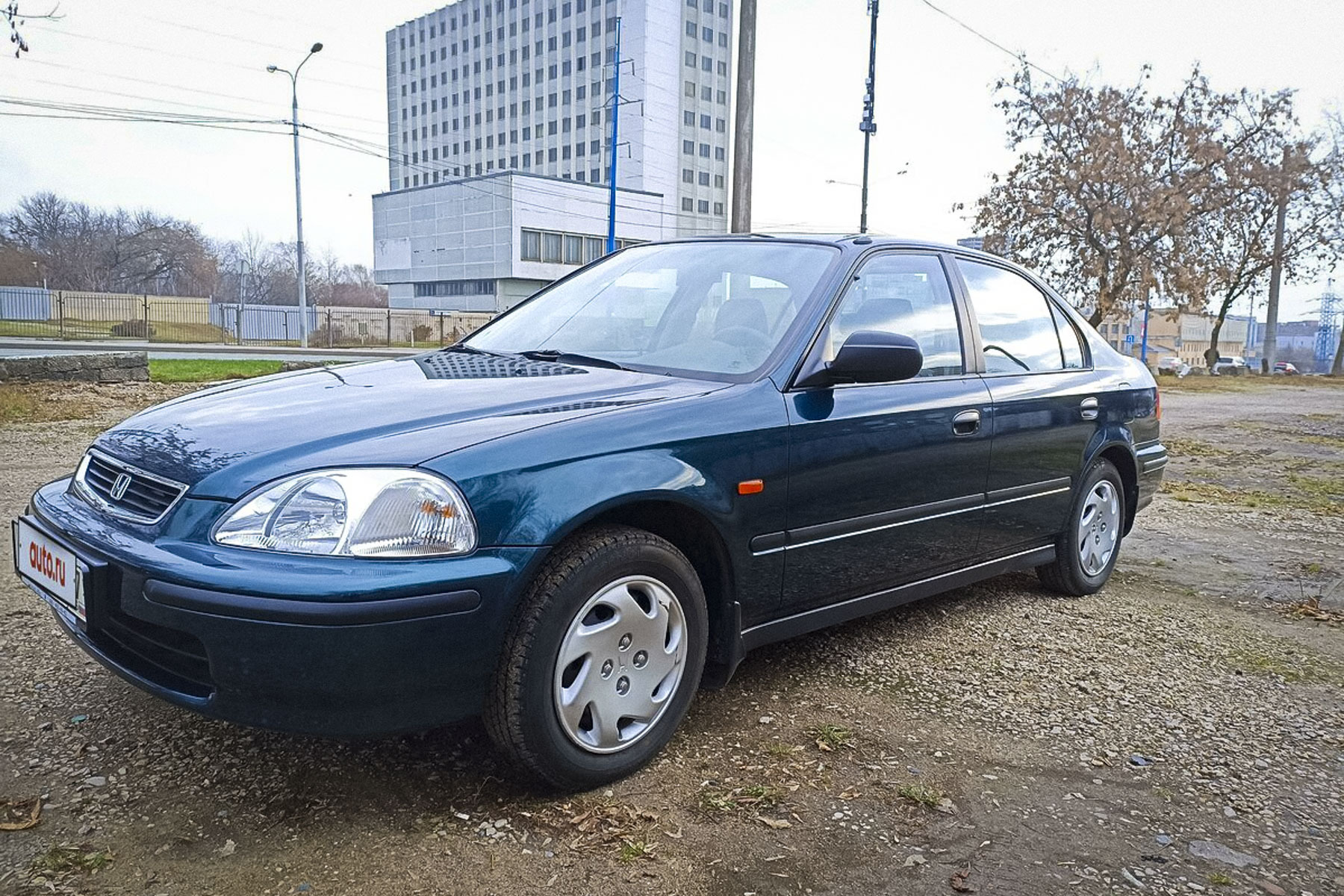 В Москве выставили на продажу Honda Civic 1997 года выпуска в идеальном состоянии за 1,6 миллиона рублей