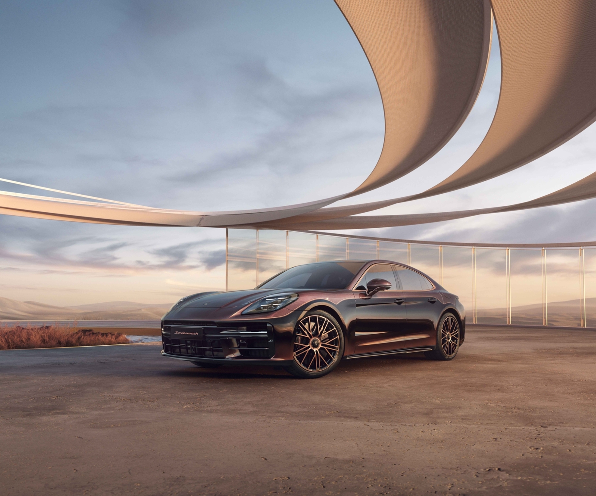 Porsche показала новую Panamera с позолоченным кузовом — Motor