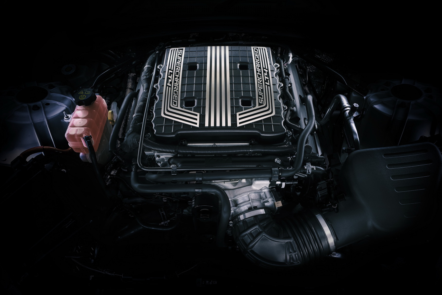 Собран последний компрессорный 6,2-литровый V8 для Chevrolet Camaro