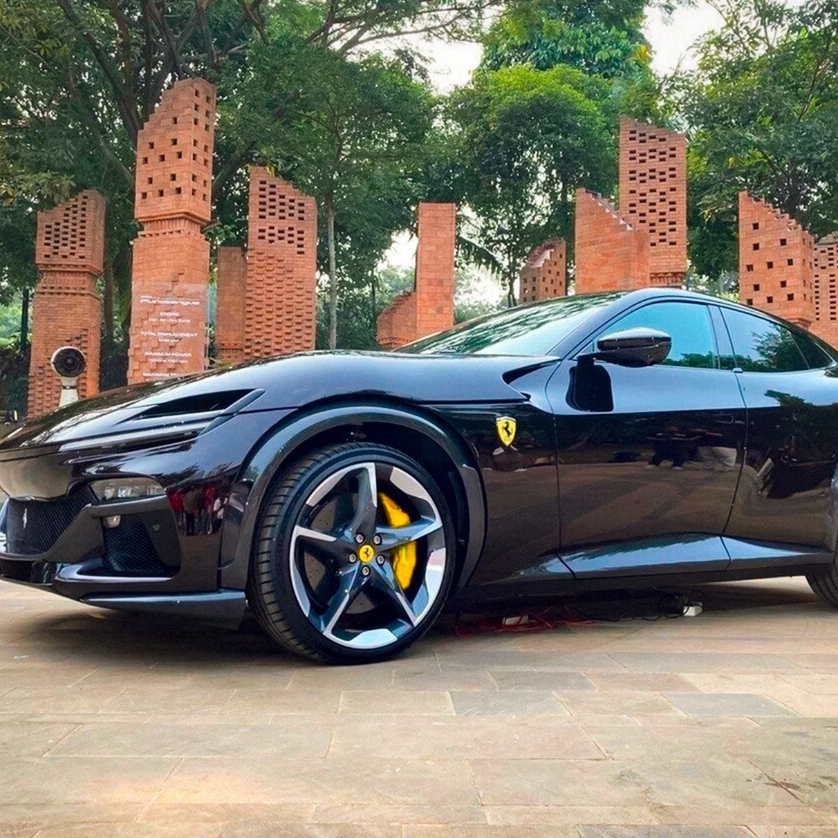 Самый дорогой Ferrari в России можно купить за 121 миллион рублей — Motor