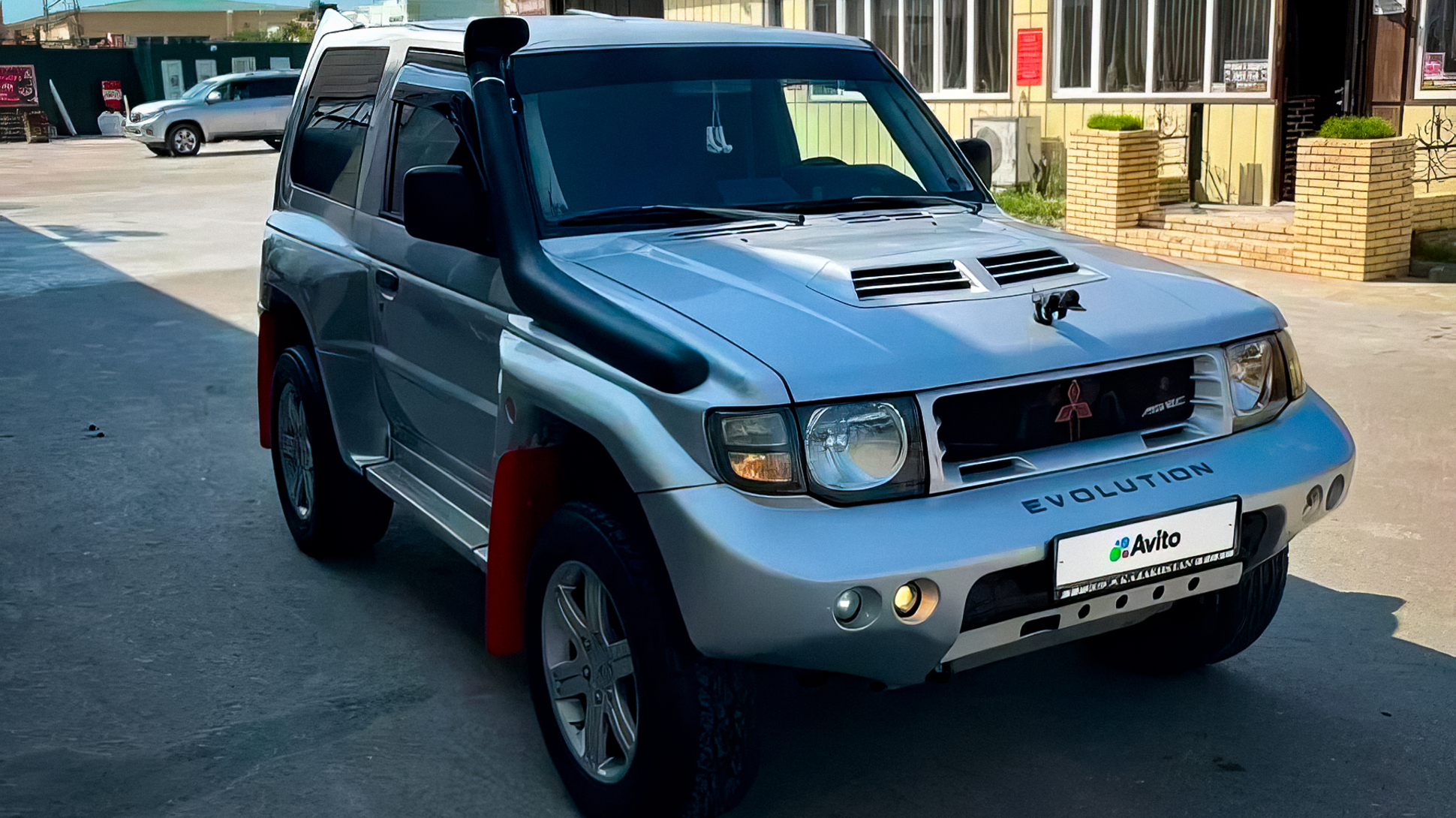 Редкий Mitsubishi Pajero Evolution продают в России за 1,25 миллиона рублей  — Motor