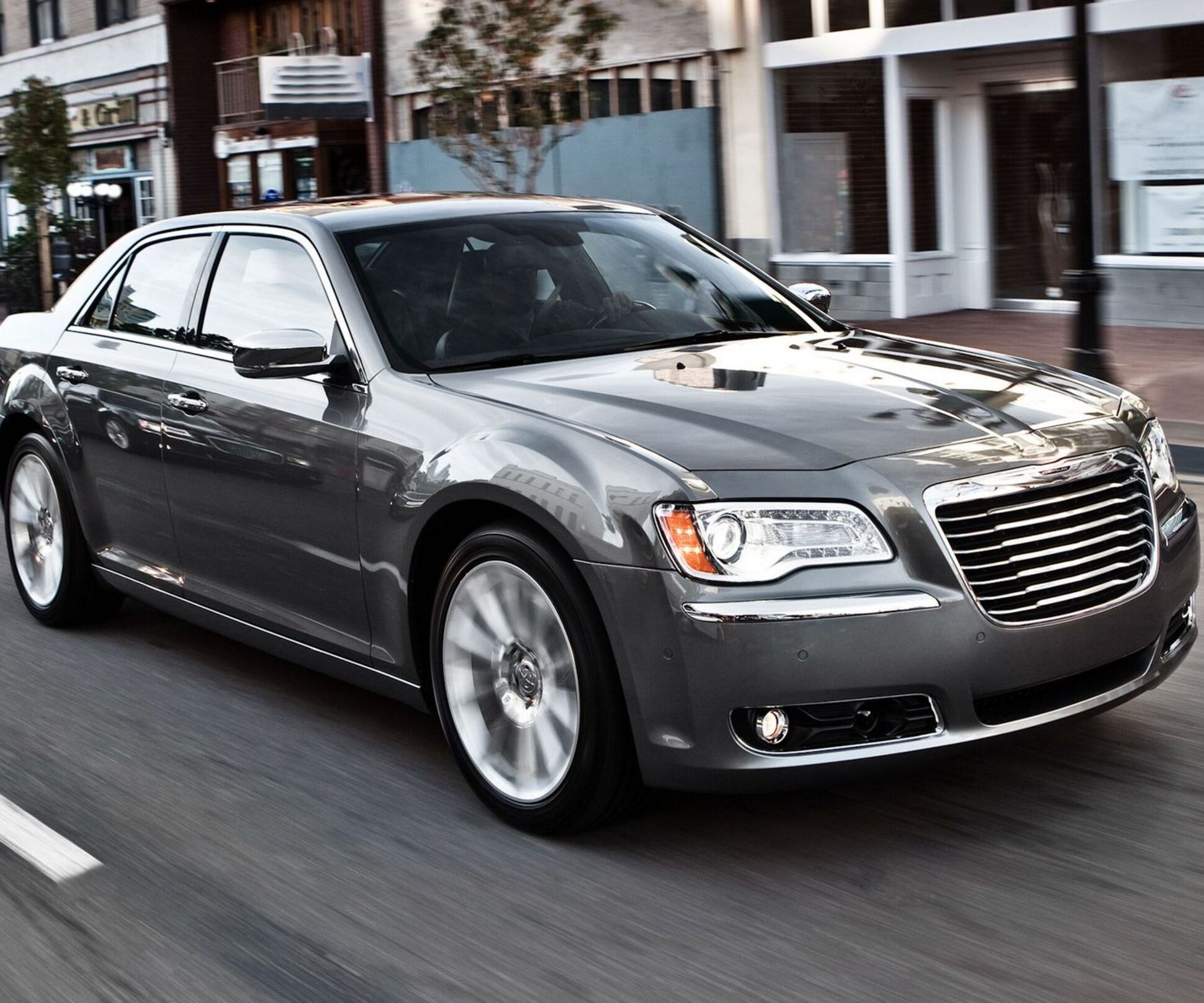 Chrysler 300C в России будет стоить вдвое дороже, чем в США — Motor