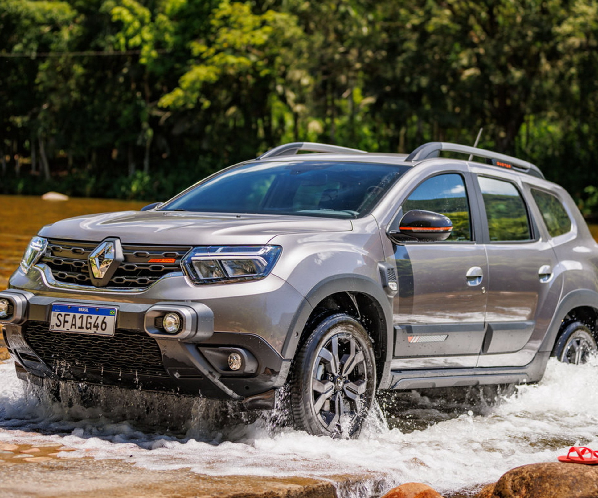 Renault обновила старый Duster: акцент на безопасности и дизайне — Motor