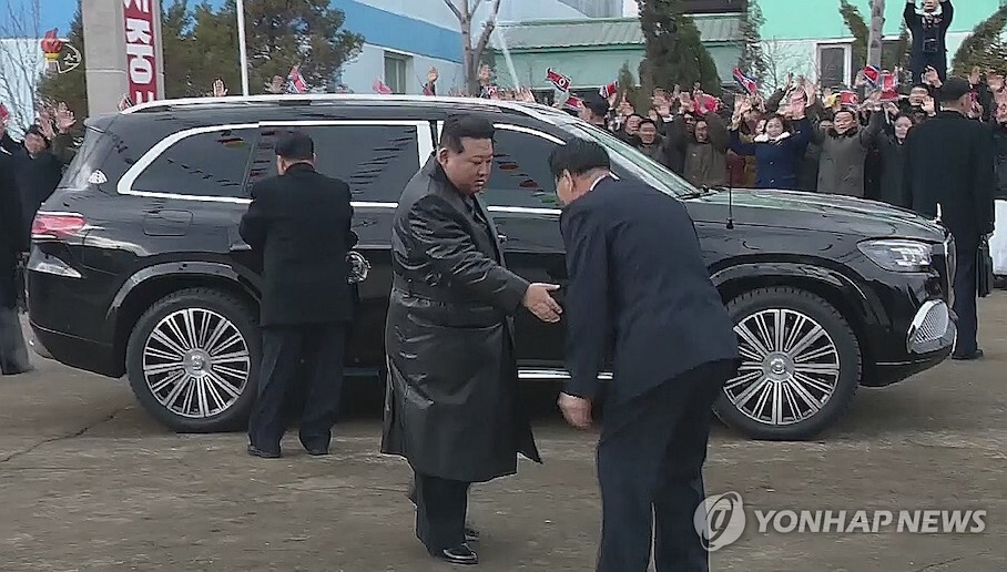 Лидер КНДР Ким Чен Ын пополнил собственный автопарк новым Mercedes-Maybach GLS 600