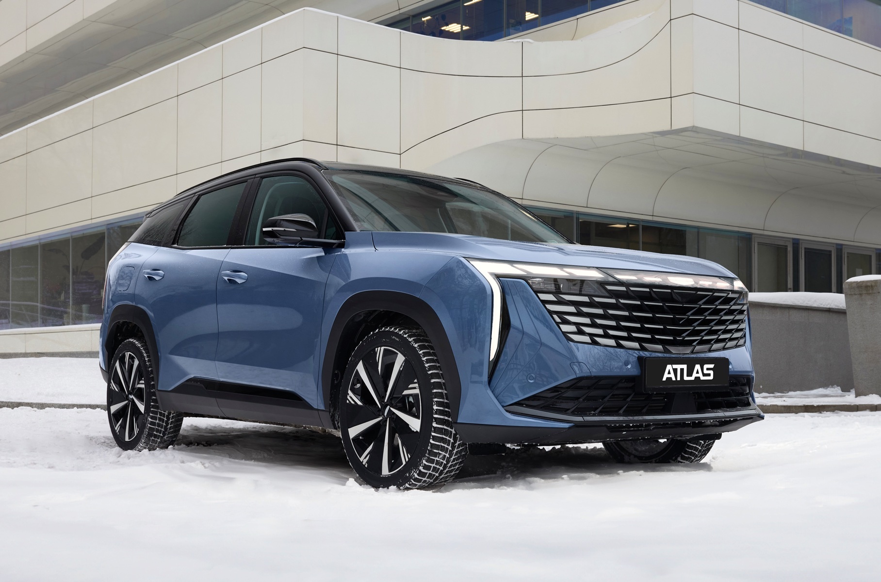 В России стартовали продажи нового Geely Atlas — Motor