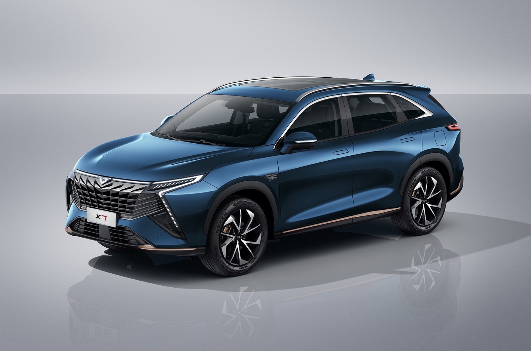 Hyundai nexo 2022. Китайский кроссовер kaiyi x7. Новый лексус кроссовер 2023. Kaiyi x3 интерьер. Кроссовер kaiyi x3.