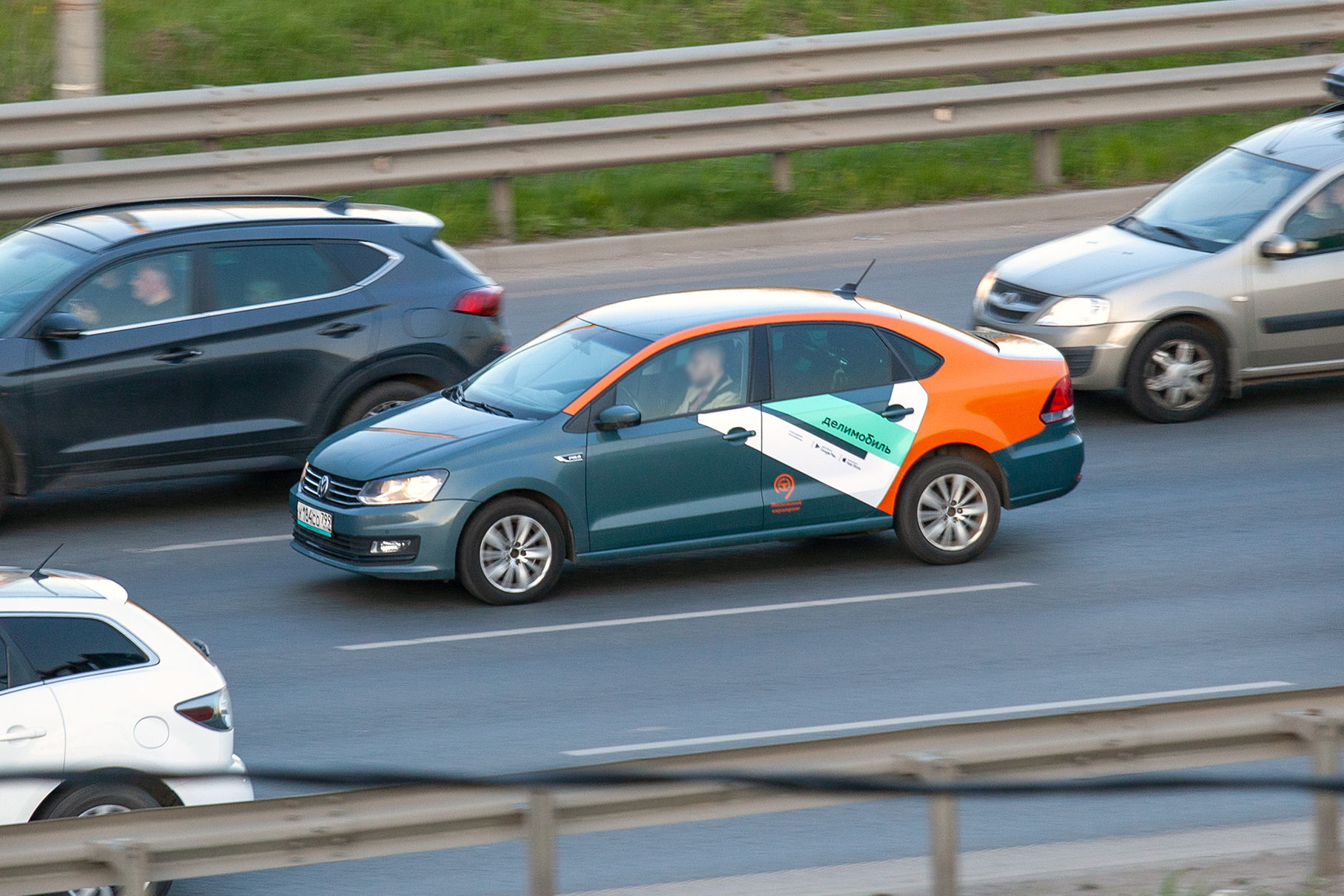 Какие машины чаще всего используют в такси и каршеринге России — Motor