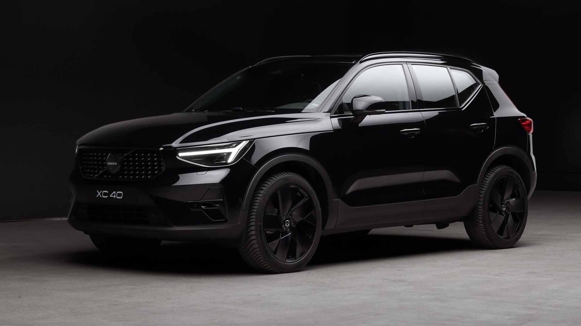 Volvo переименовала электрические XC40 и C40 — Motor