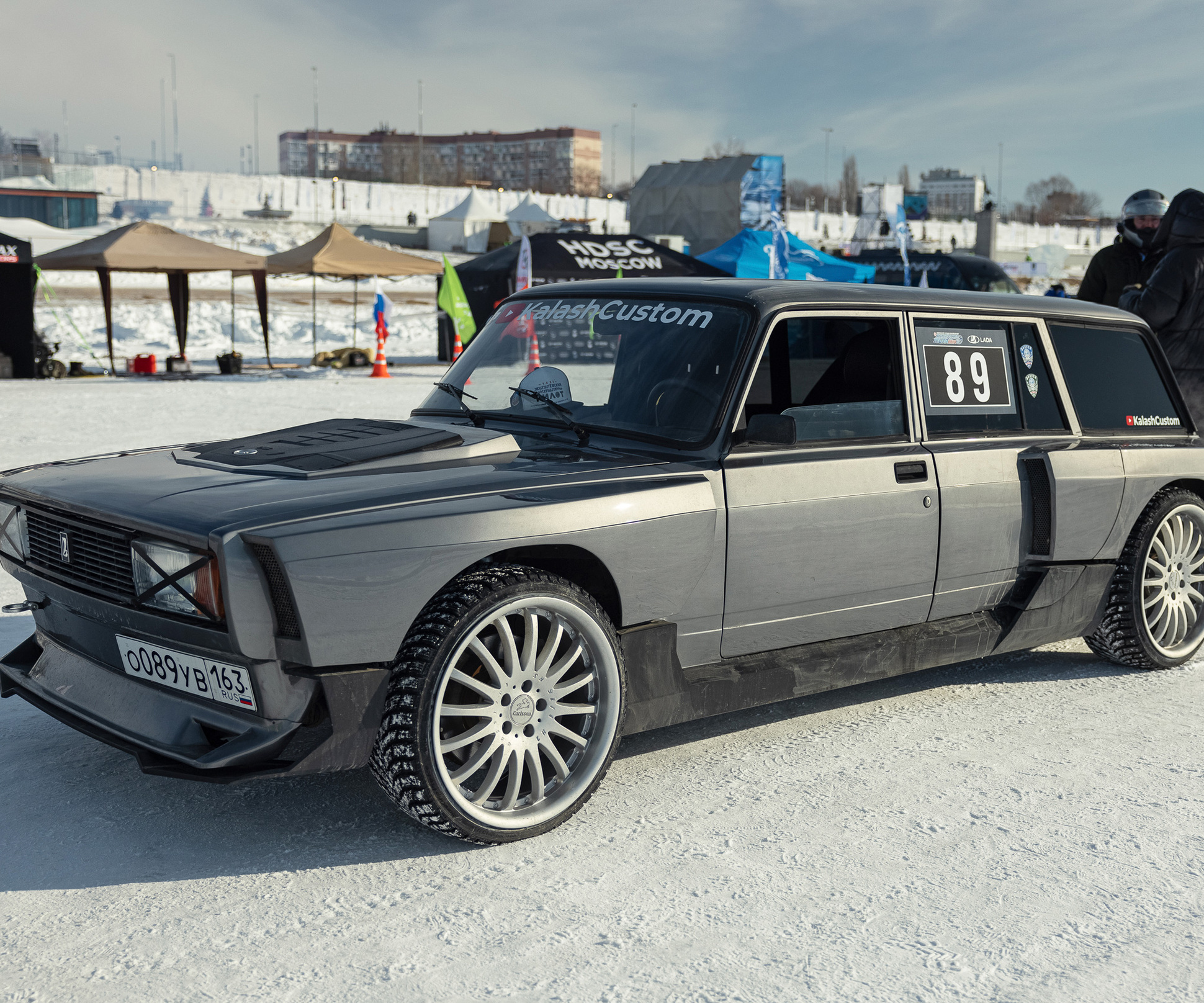 Видео: удлиненный ВАЗ-2104 с V8 и салоном Lexus LS! Кто и зачем это сделал?  — Лаборатория — Motor