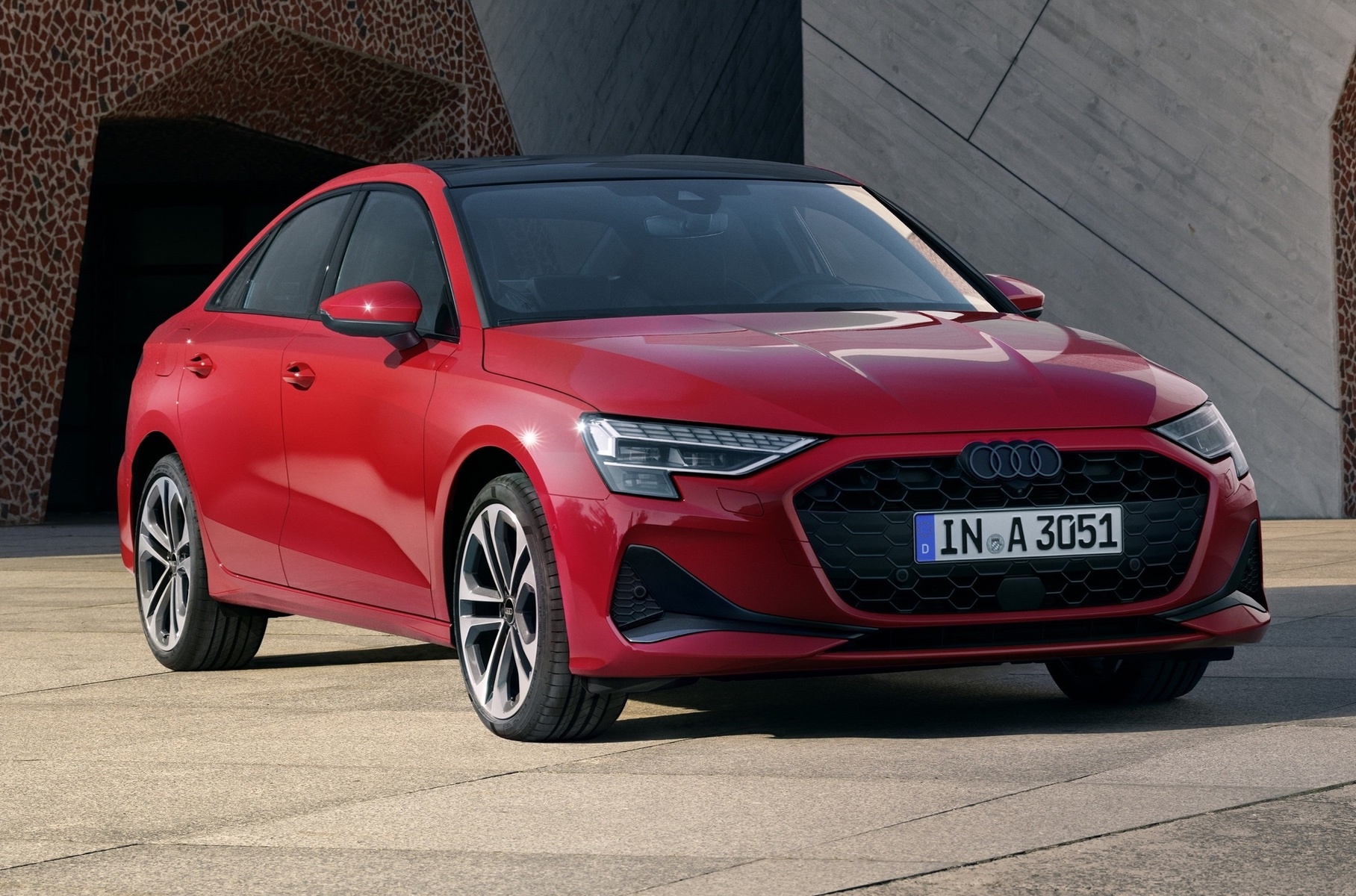 Компания Audi представила обновленный A3