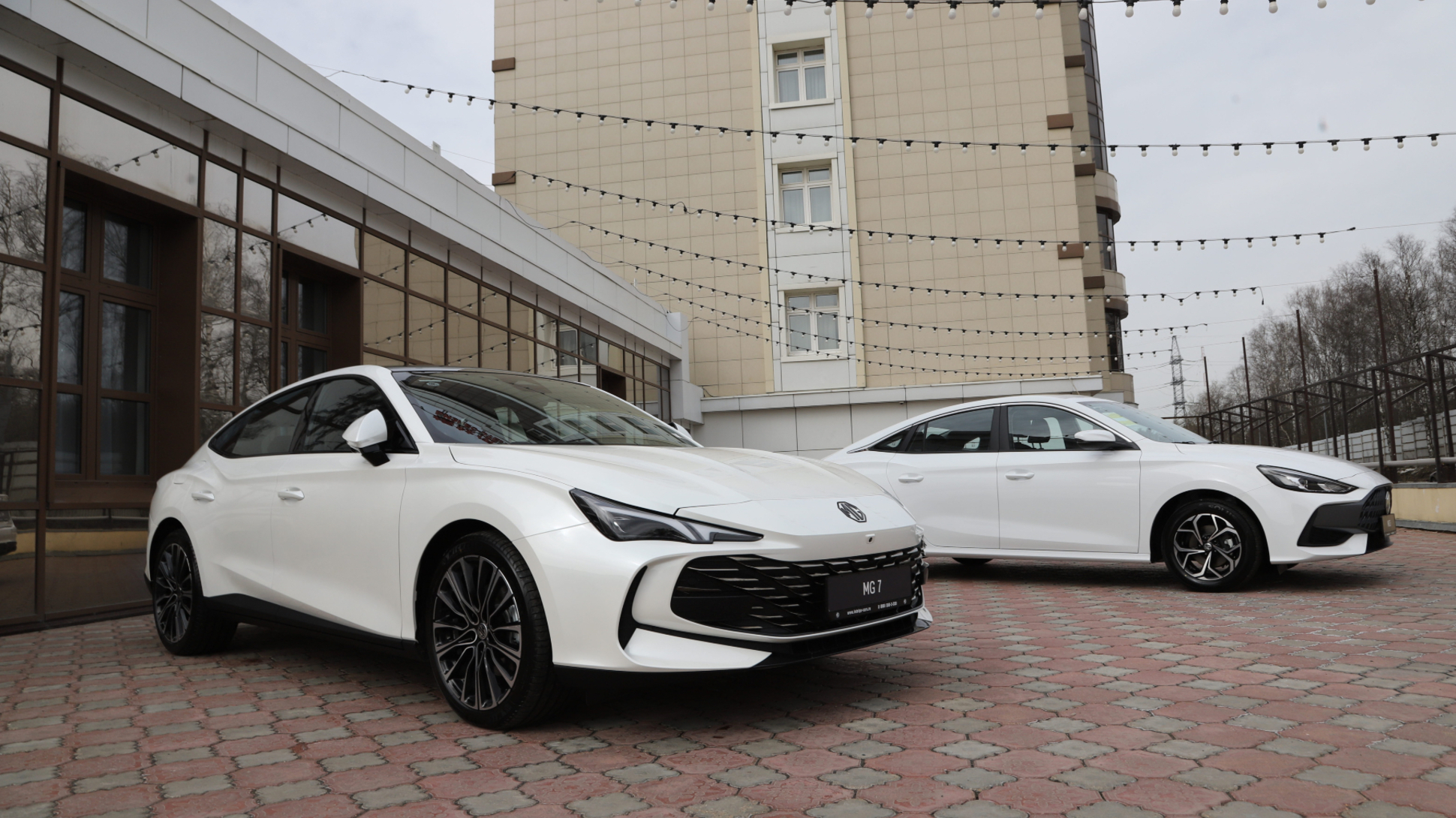 MG привезла в Россию конкурентов Hyundai Solaris и Toyota Camry — Motor