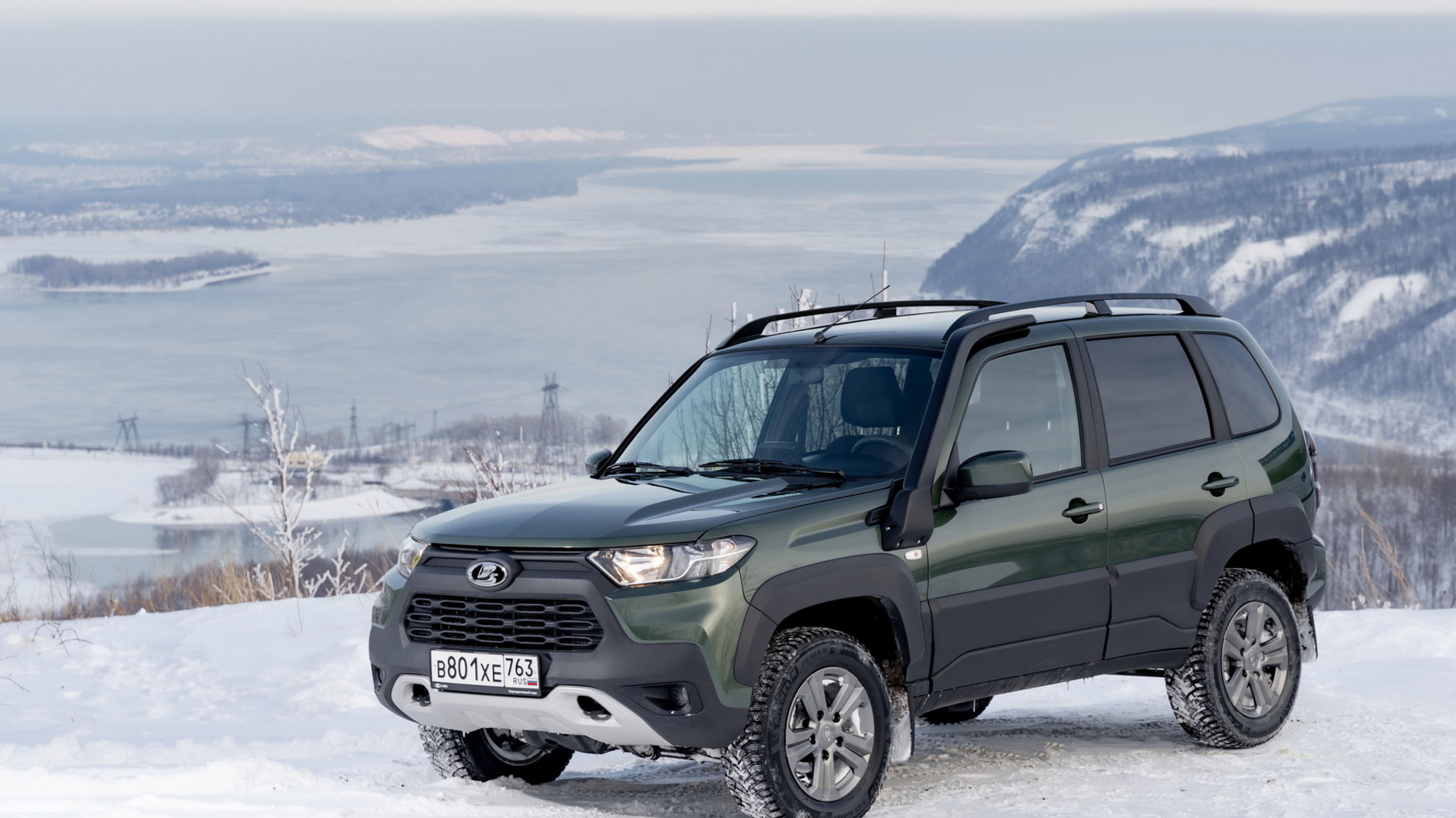 АвтоВАЗ упростил самую дорогую Lada Niva Travel и снизил цену — Motor