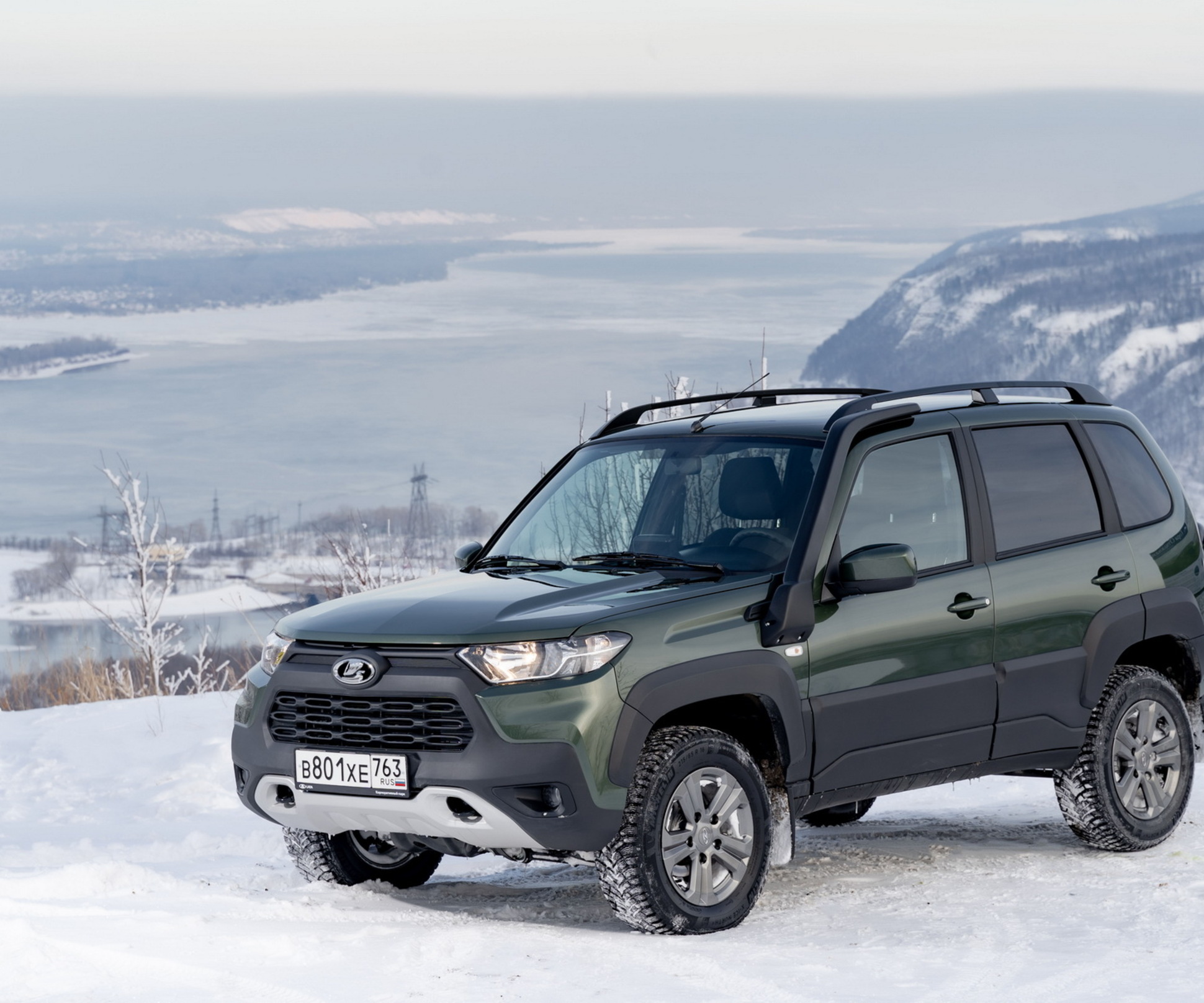 АвтоВАЗ упростил самую дорогую Lada Niva Travel и снизил цену — Motor