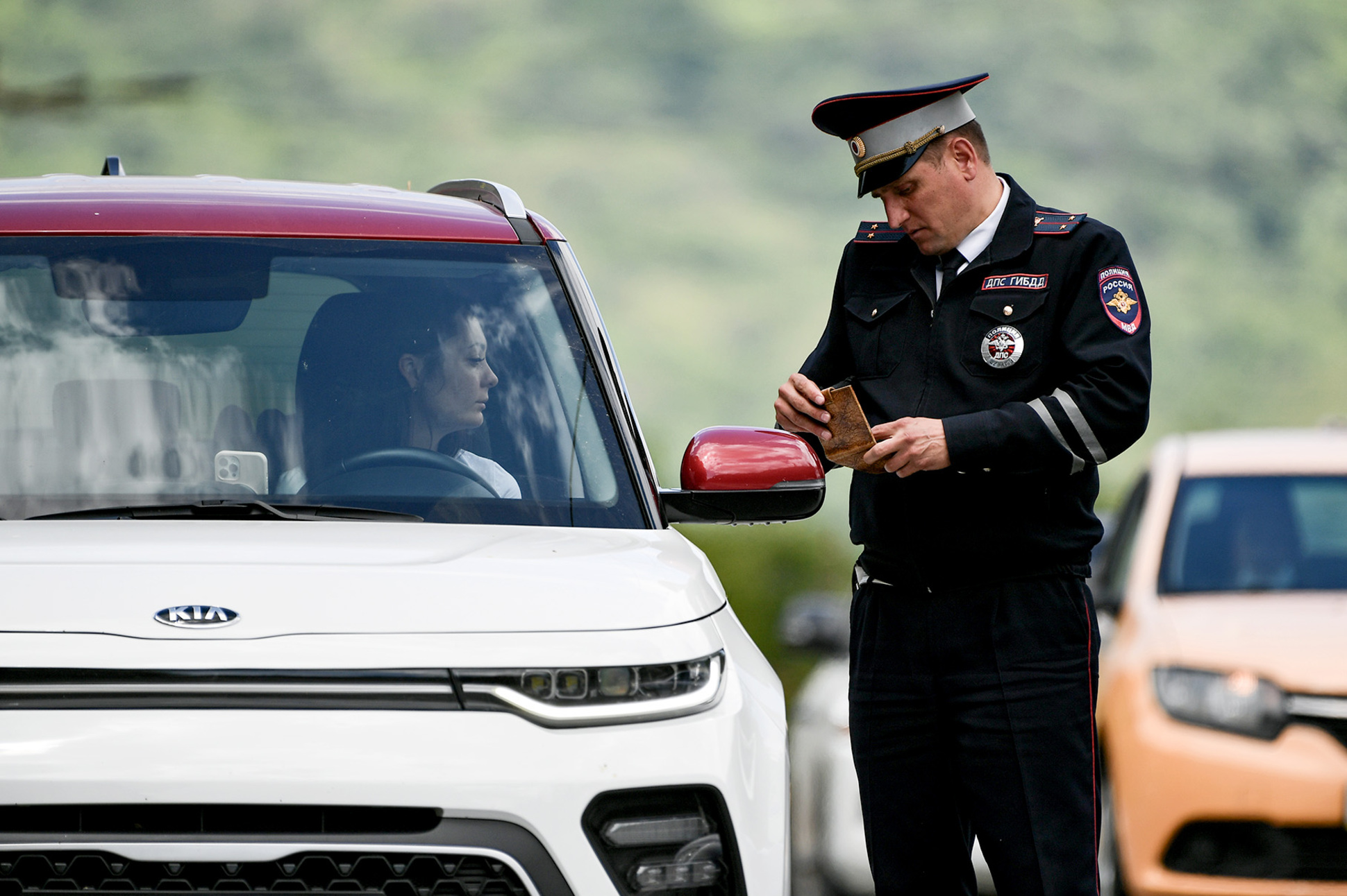 В России предложили отменить штрафы за отсутствие водительских прав — Motor