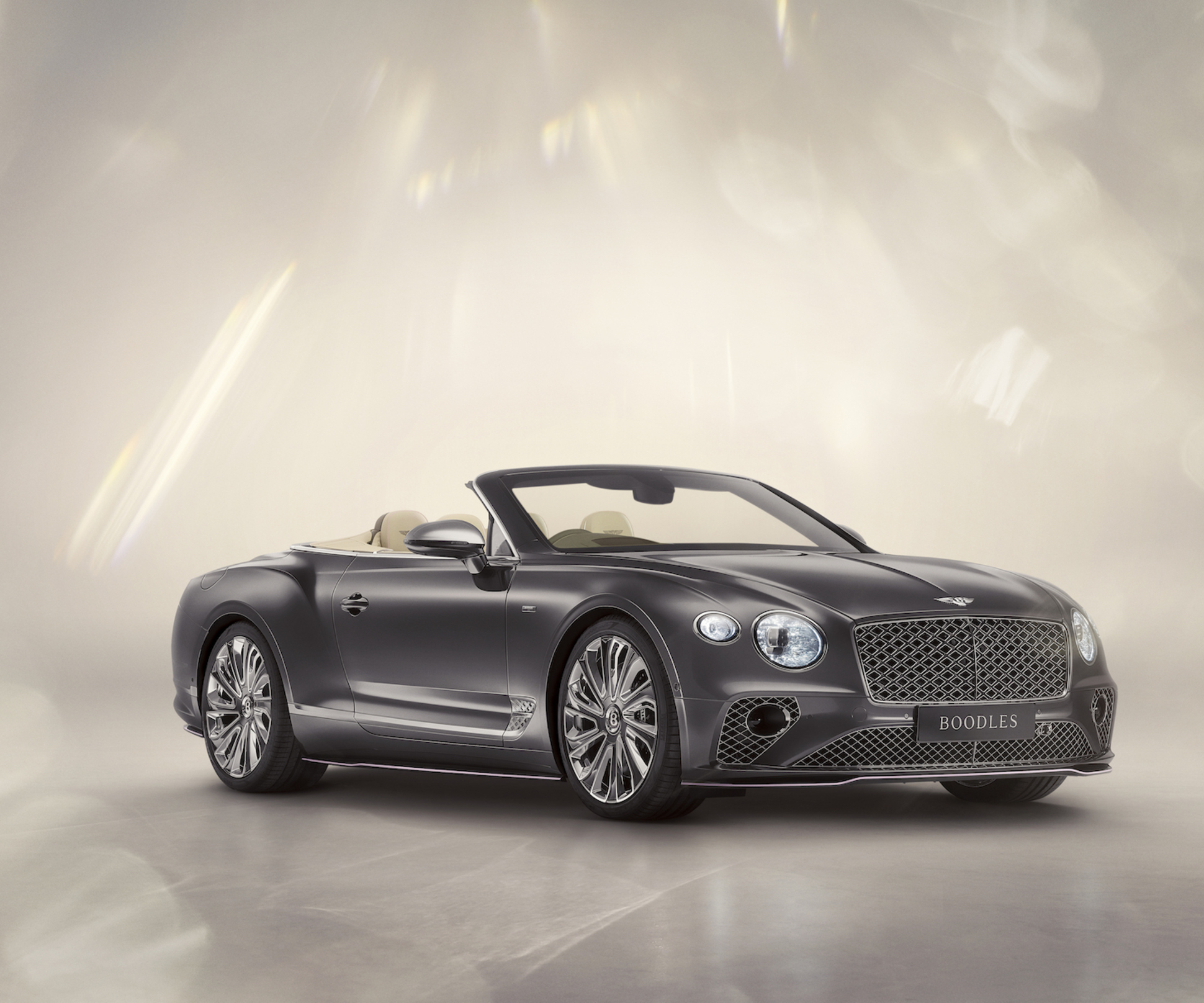 Bentley украсила Continental GTC золотом и бриллиантами — Motor