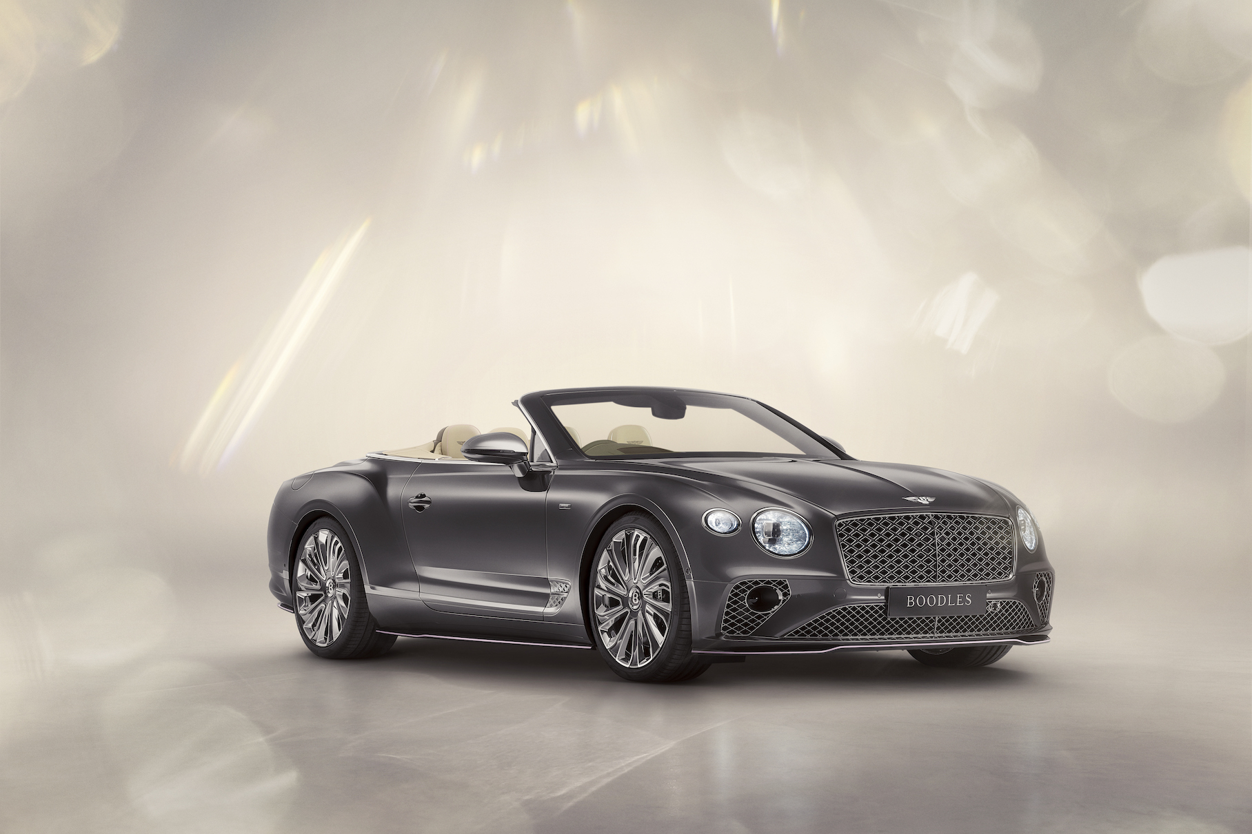 Bentley украсила Continental GTC золотом и бриллиантами — Motor