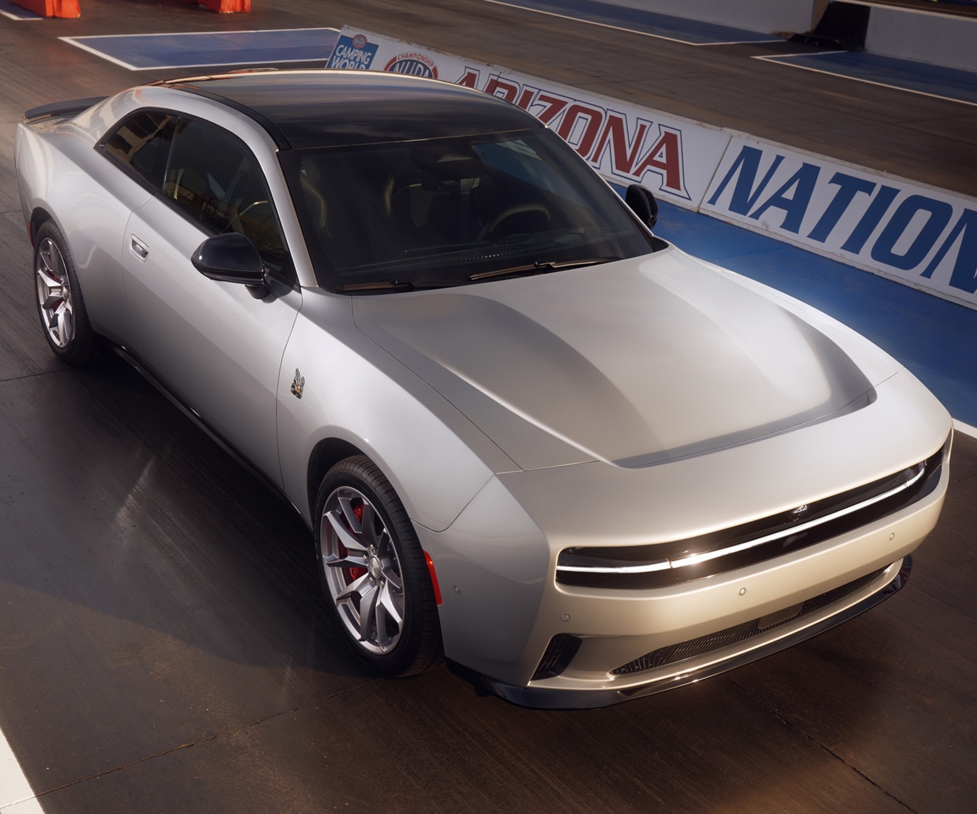 Dodge выпустит «доступную» версию электрического Charger — Motor