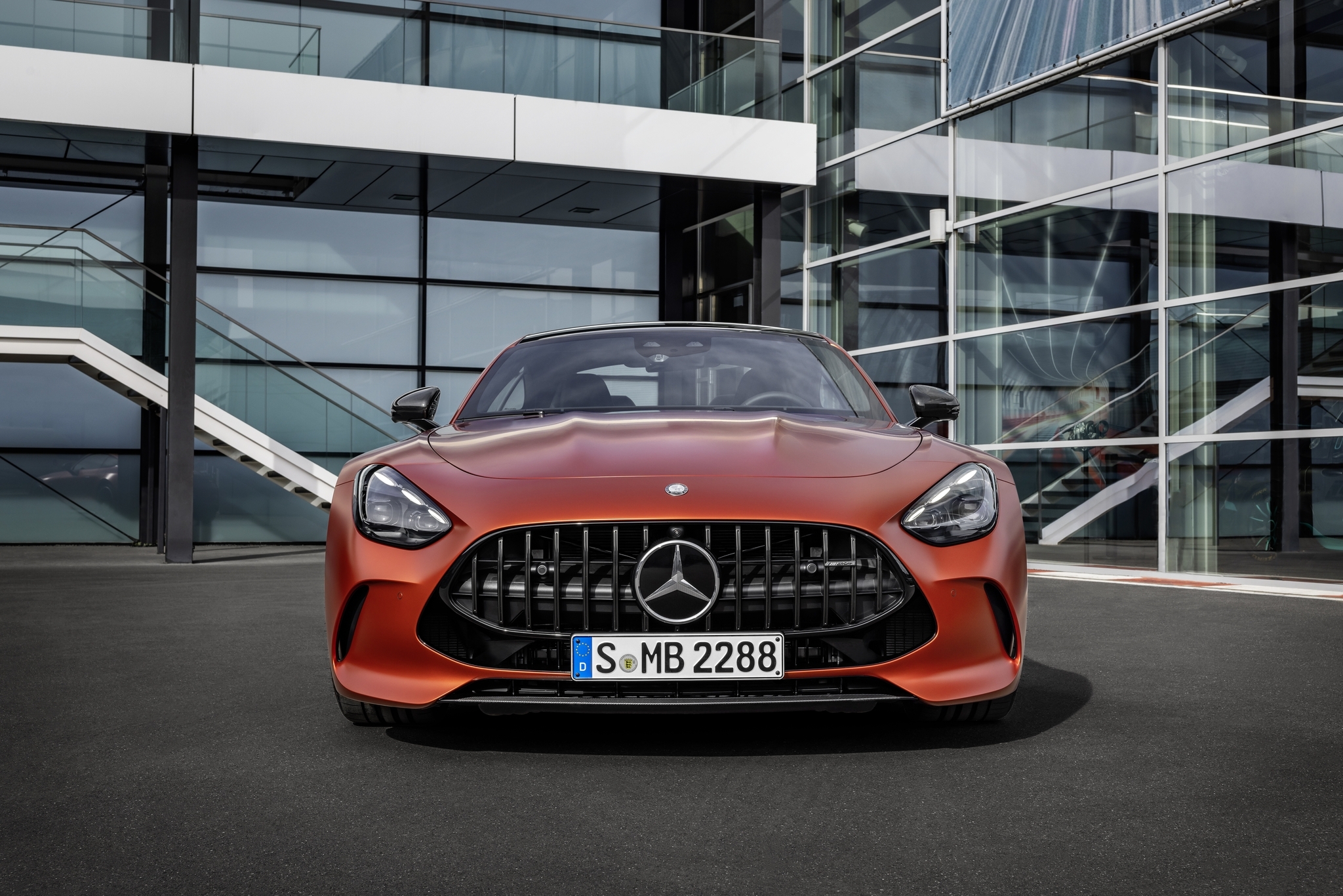 Представлен самый динамичный спорткар Mercedes-AMG в истории марки