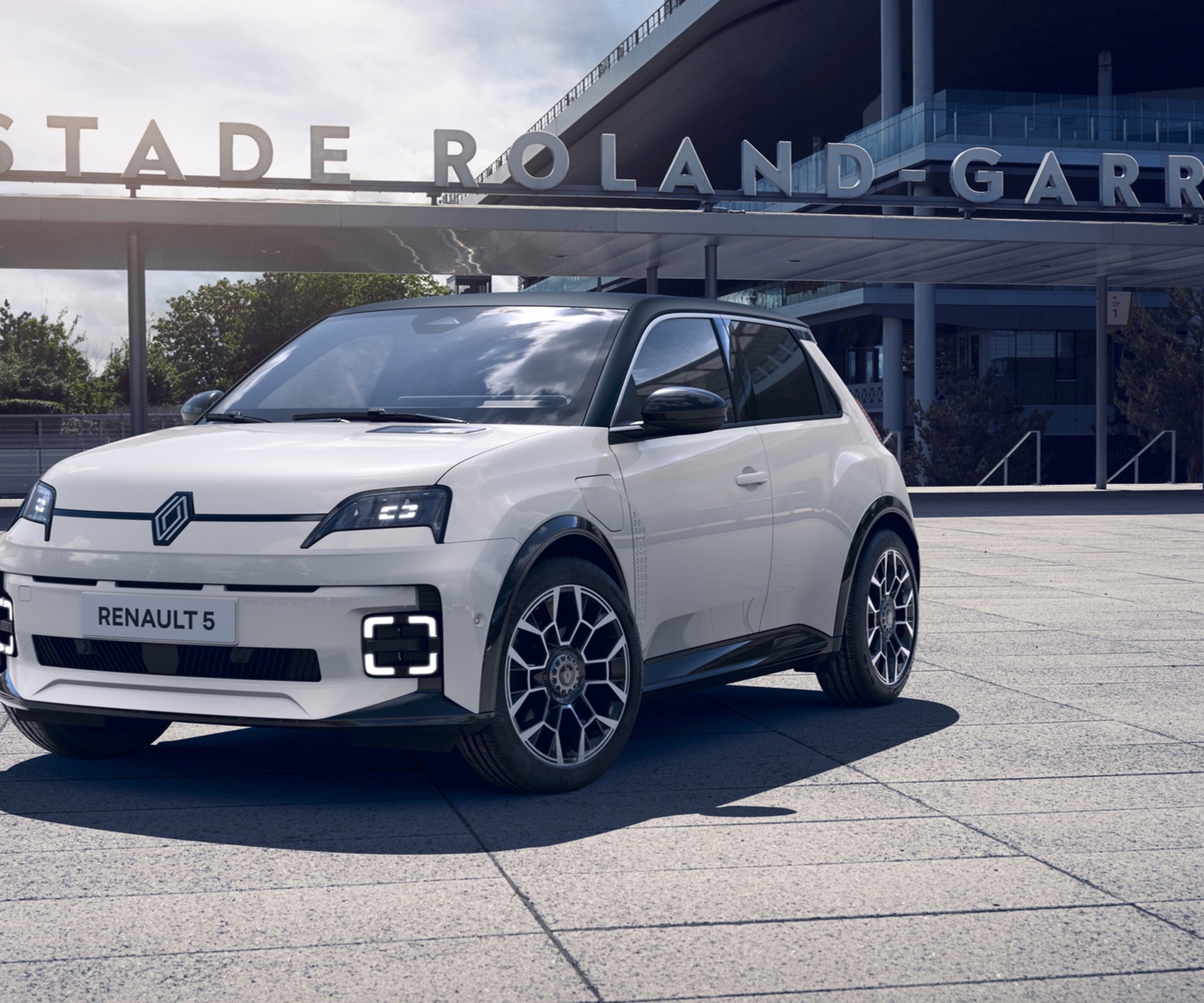 Новый Renault 5 E-Tech получил первую спецверсию — Motor