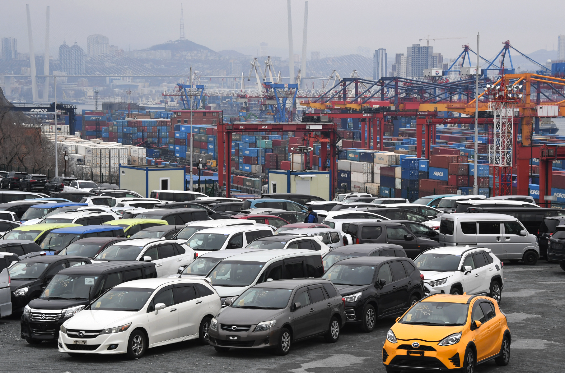 Импорт машин через Владивосток вернулся к досанкционным показателям