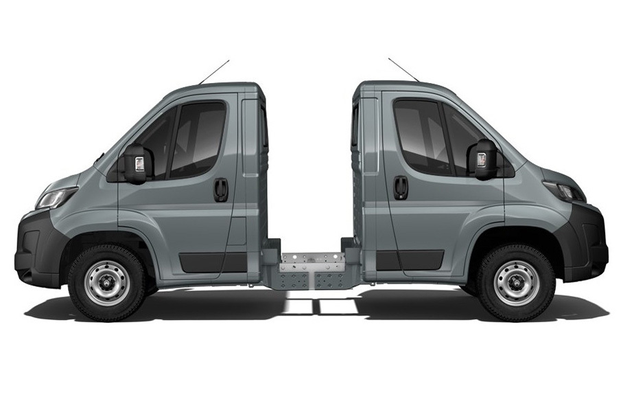 Компания Citroen разработала необычную версию фургона Jumper с двумя кабинами