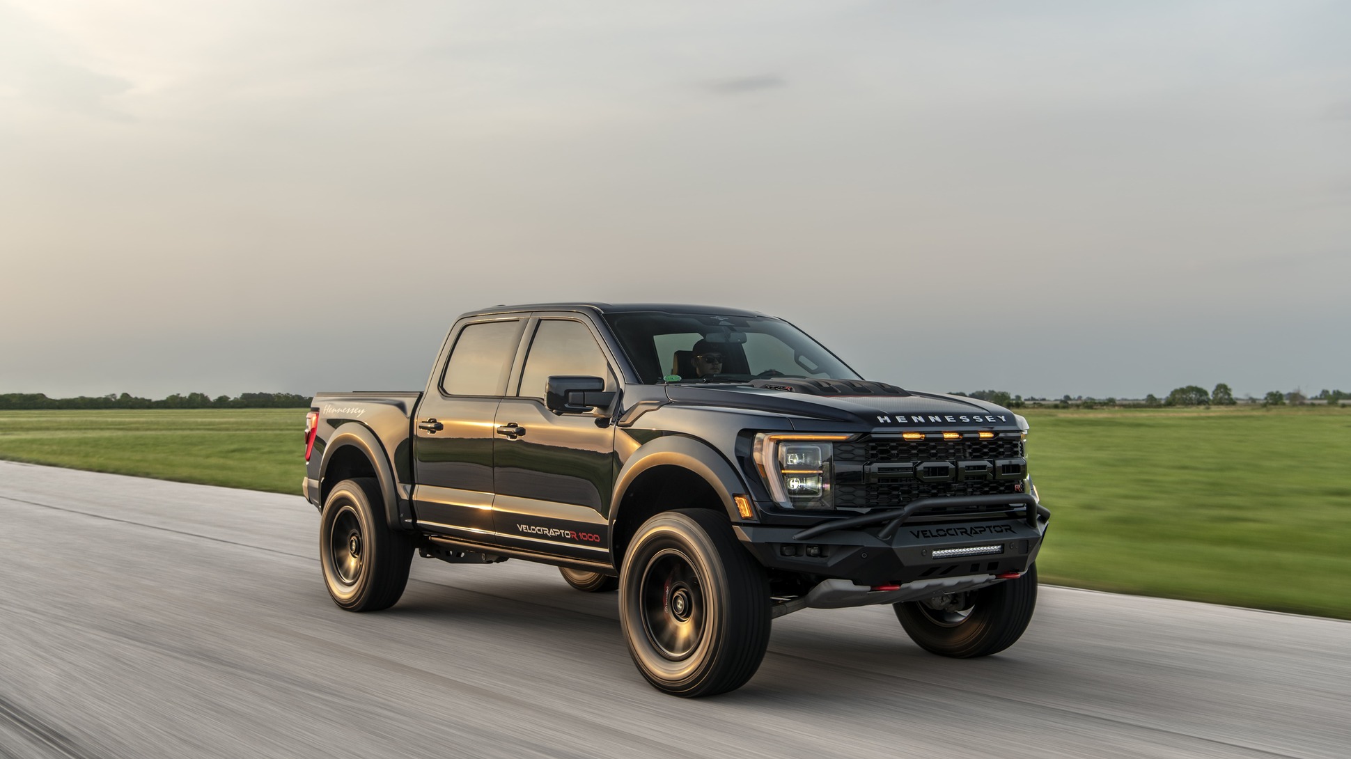 Hennessey начала выпускать 1000-сильный суперпикап Ford F-150 Raptor — Motor