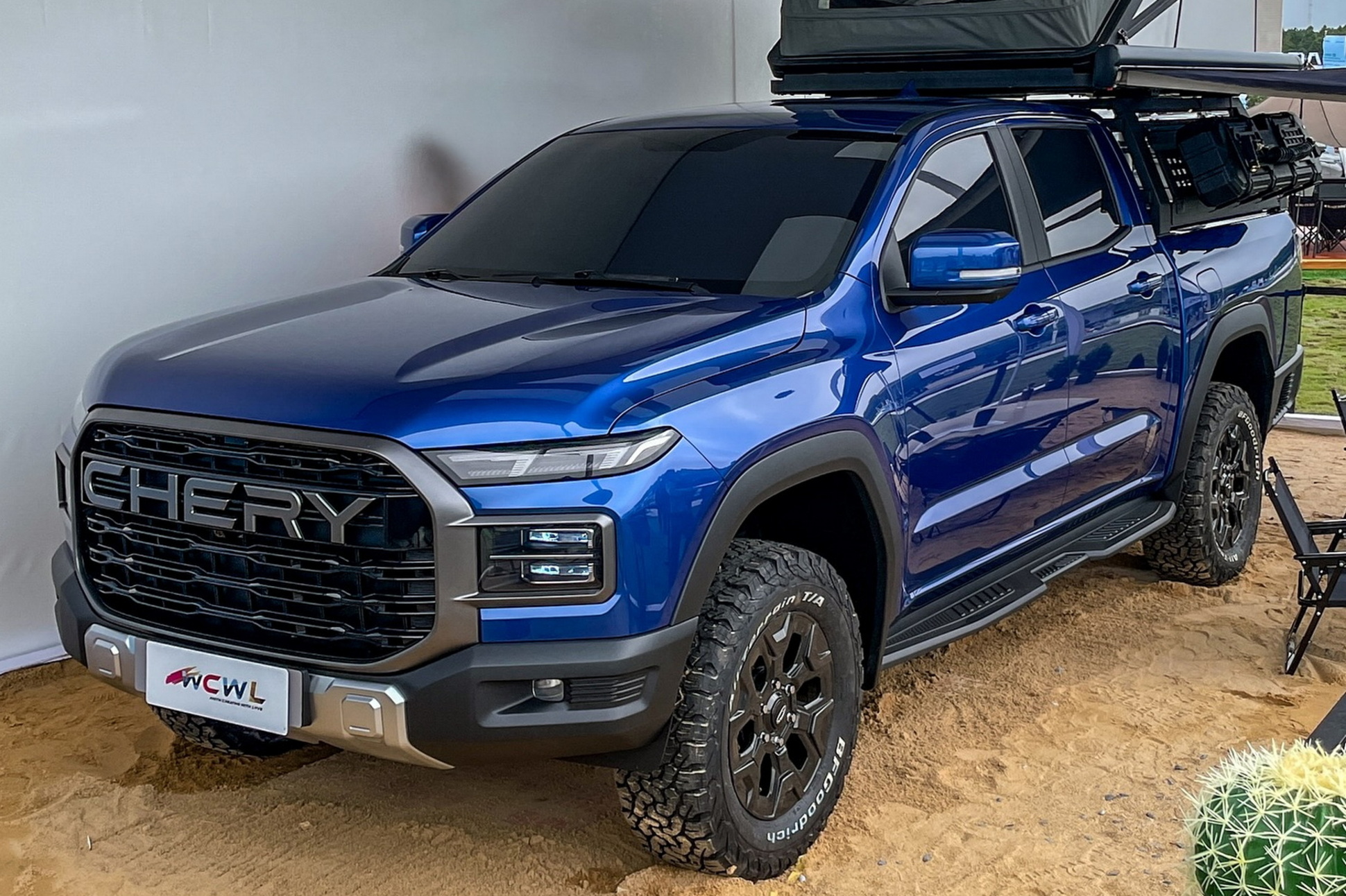 Жасырын порно орман Әдемі шашты әйелдердің порносы