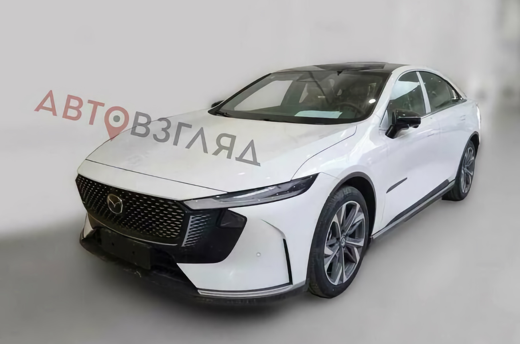 В России сертифицируют гибрид Mazda EZ-6