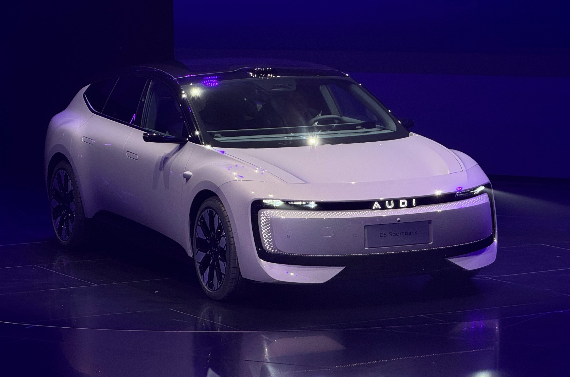 Представлен первый серийный Audi без колец