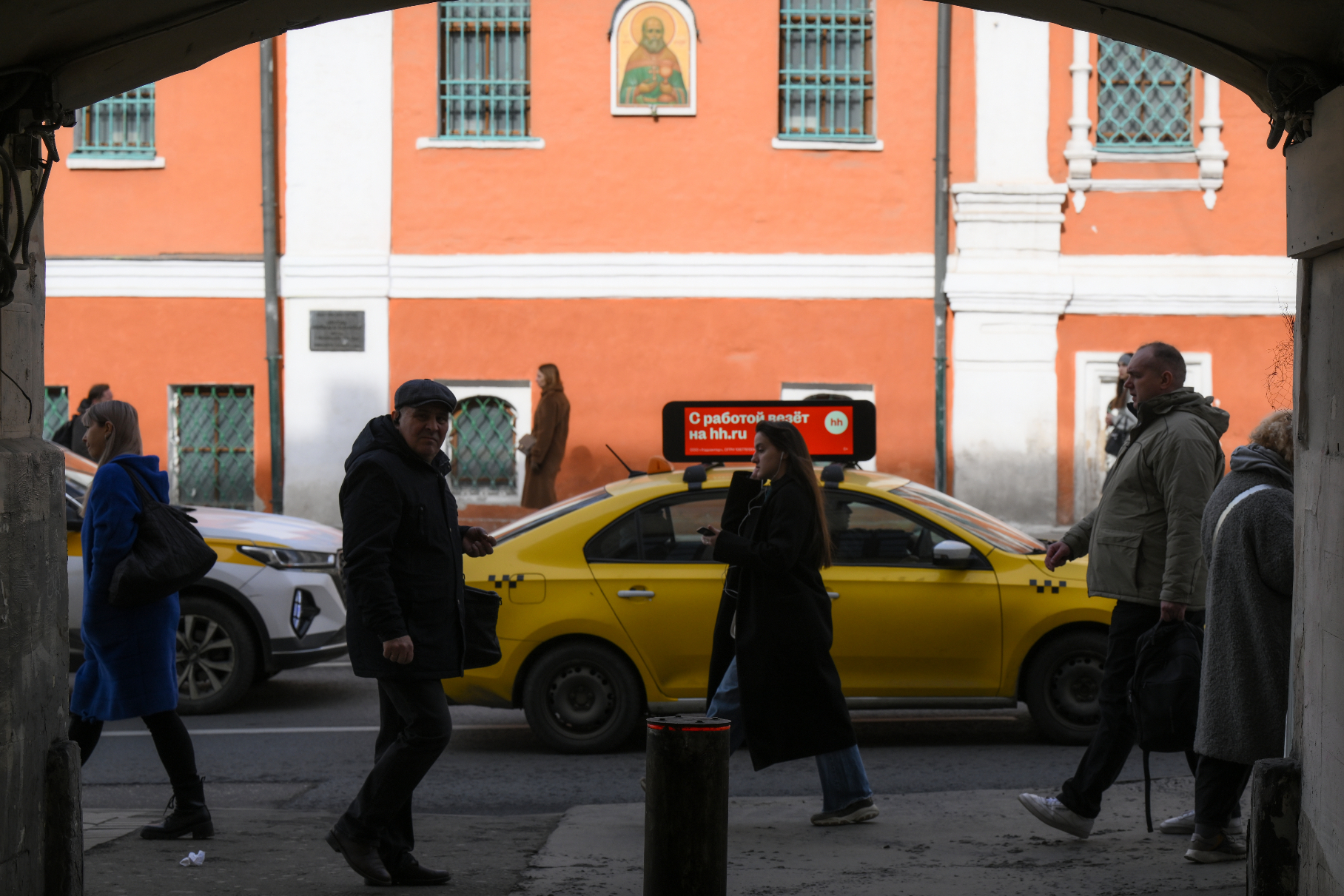 Совет Федерации поддержал законопроект о локализации такси в России