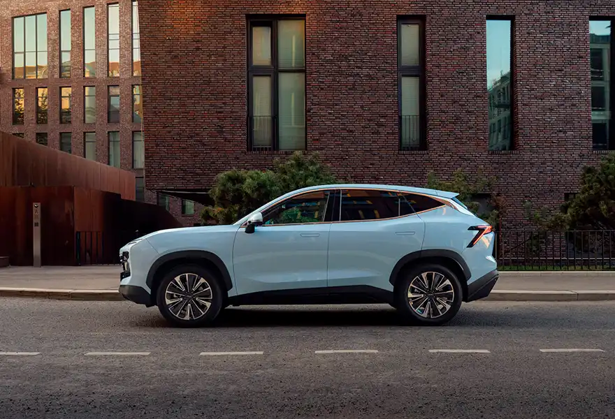 За неделю сразу несколько марок переписали ценники на новые машины