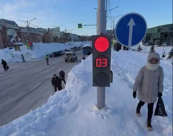 На уровне столба: как выглядят дороги на Камчатке после снегопада