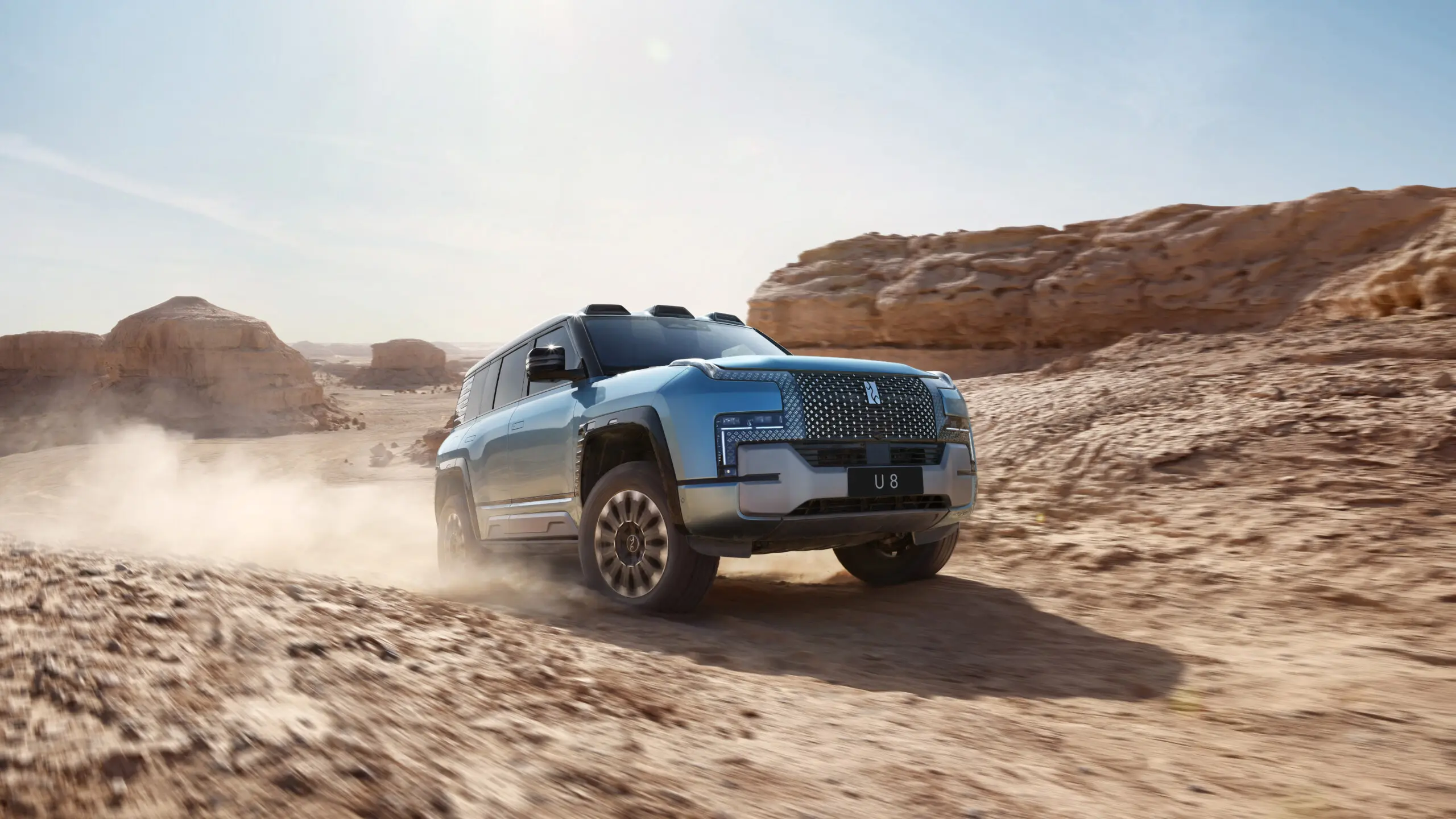 Составлен ТОП популярных на рынке КНР авто дороже 1 млн юаней