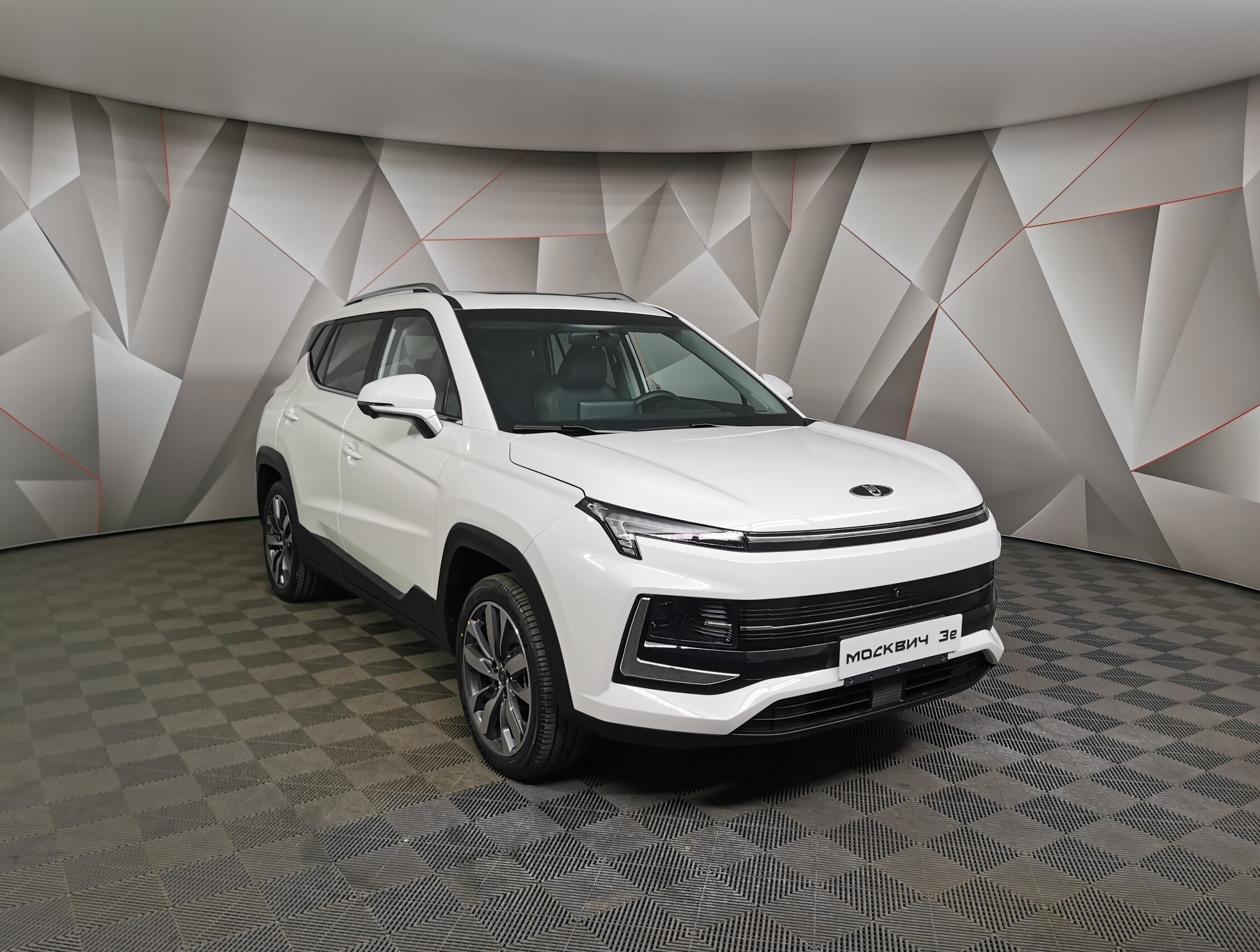 Москвич грозит применить российские аккумуляторы для электрокара 3е