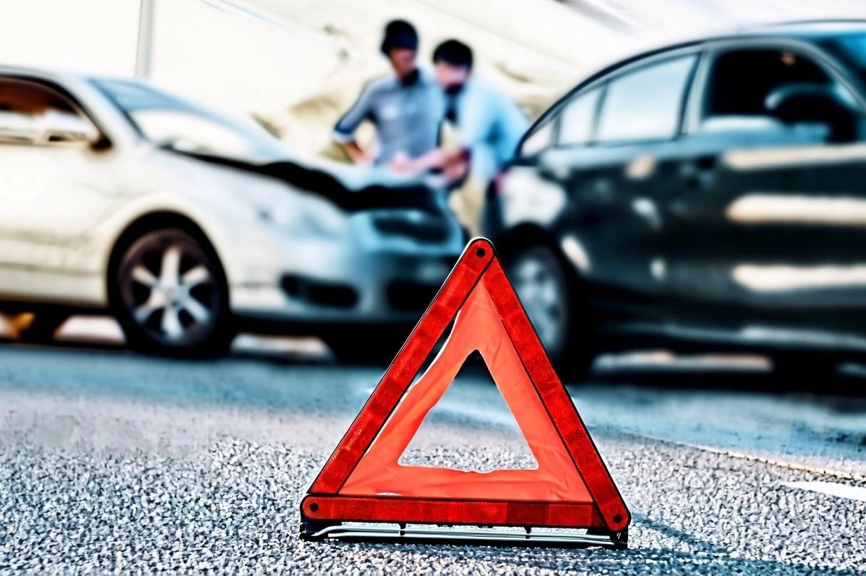 В Приморье на видео сняли разбитый вдребезги автомобиль после серьезного ДТП