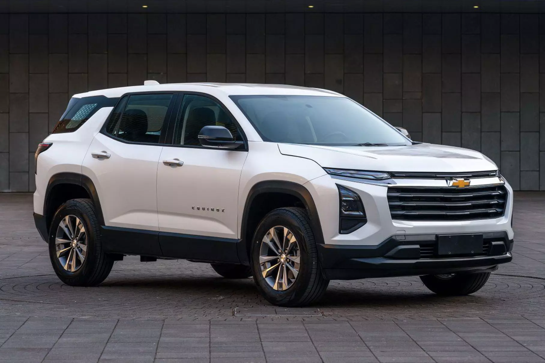 Topspeed перечислил 10 дешевых кроссоверов с огромным салоном