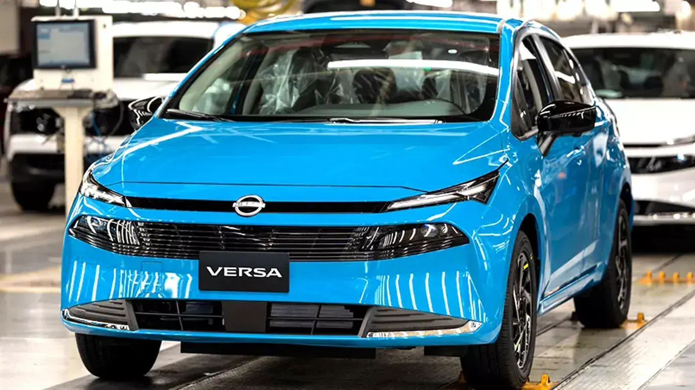 Nissan обновил свой самый дешевый седан Versa