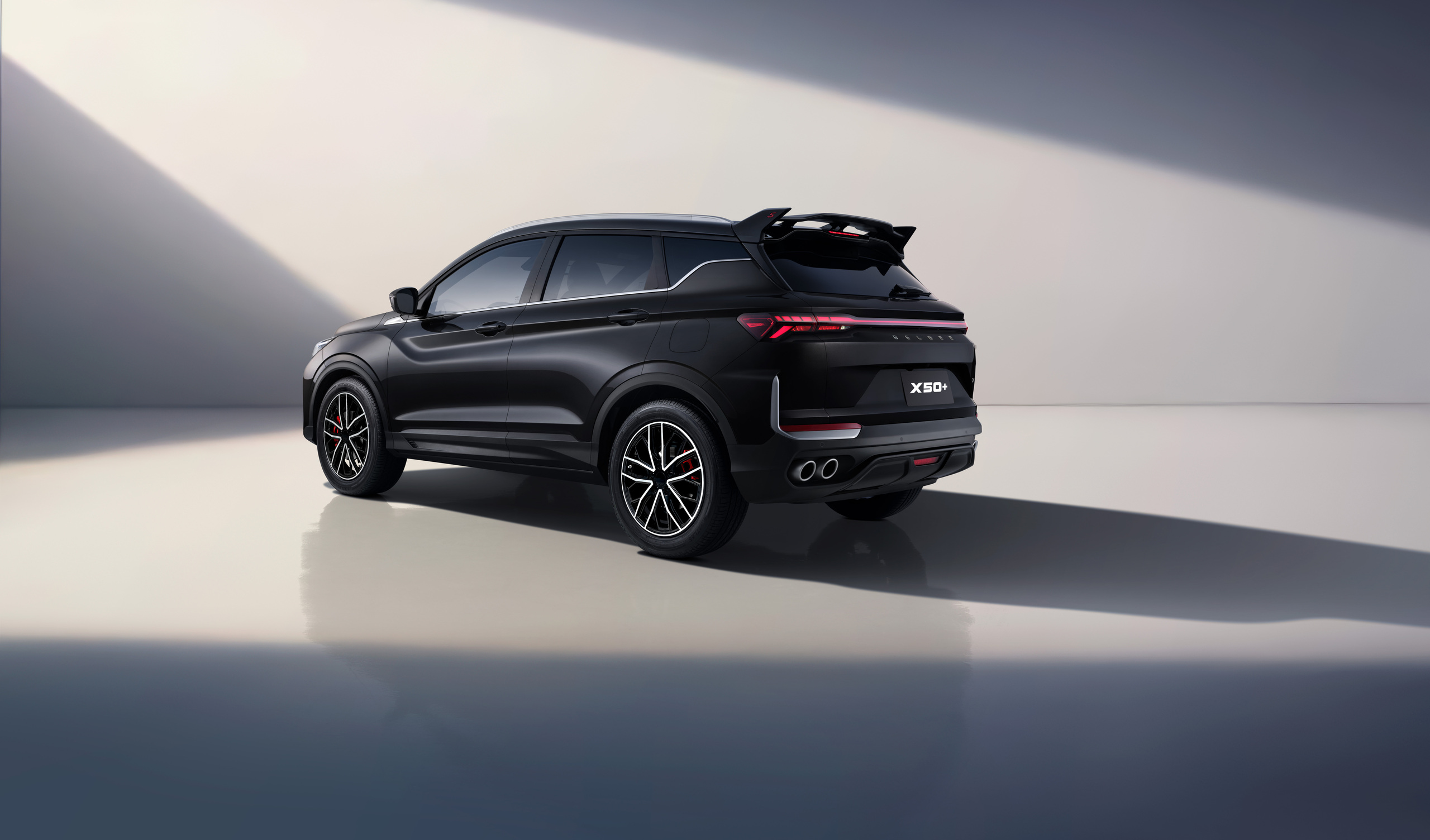 В продажу пошёл кроссовер Belgee X50 Onyx