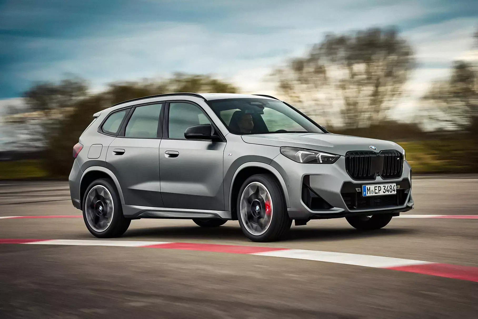 Автостат: продажи автомобилей BMW в России увеличились на 91%