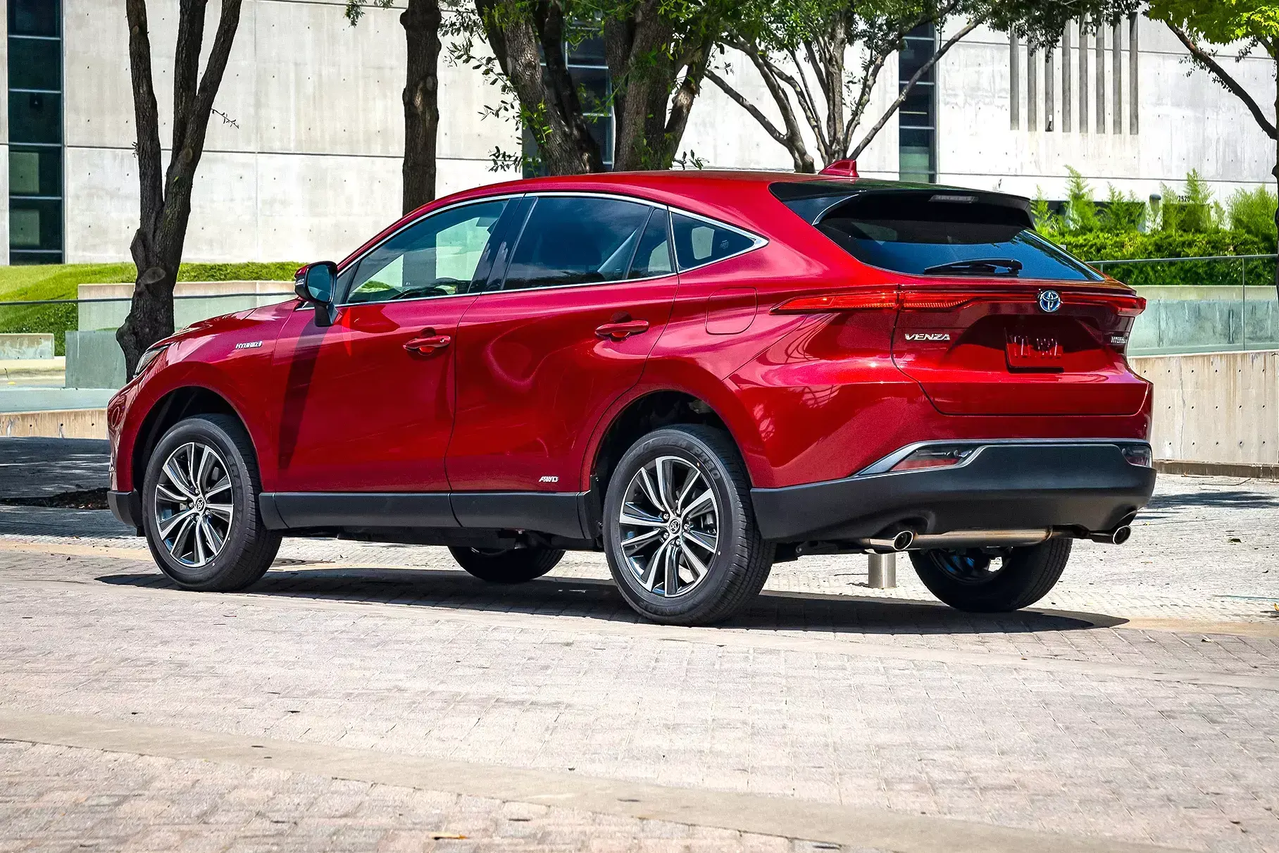 Hyundai и Toyota зарегистрировали товарные знаки для продажи автомобилей в РФ