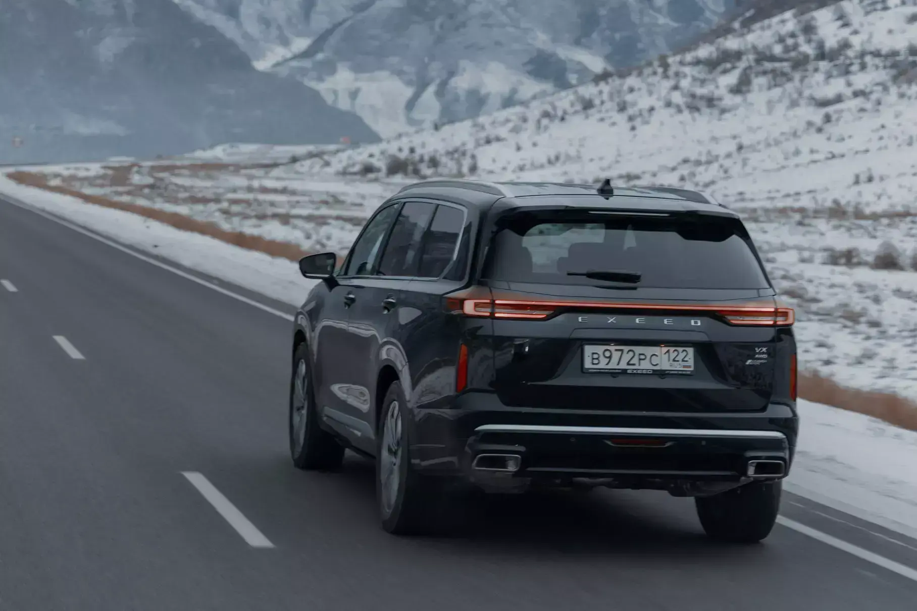 Exeed сворачивает на рынке РФ продажи большого кроссовера VX