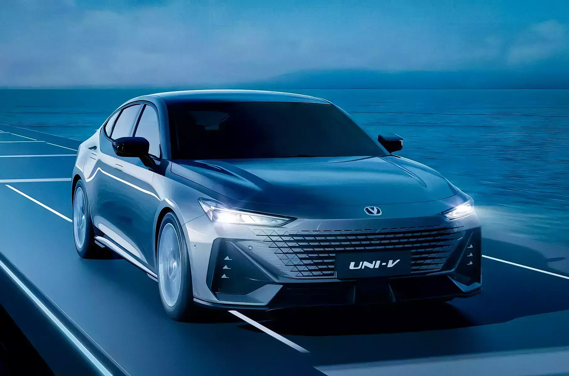 В 2026 году Changan представит в России обновленный лифтбек Uni-V