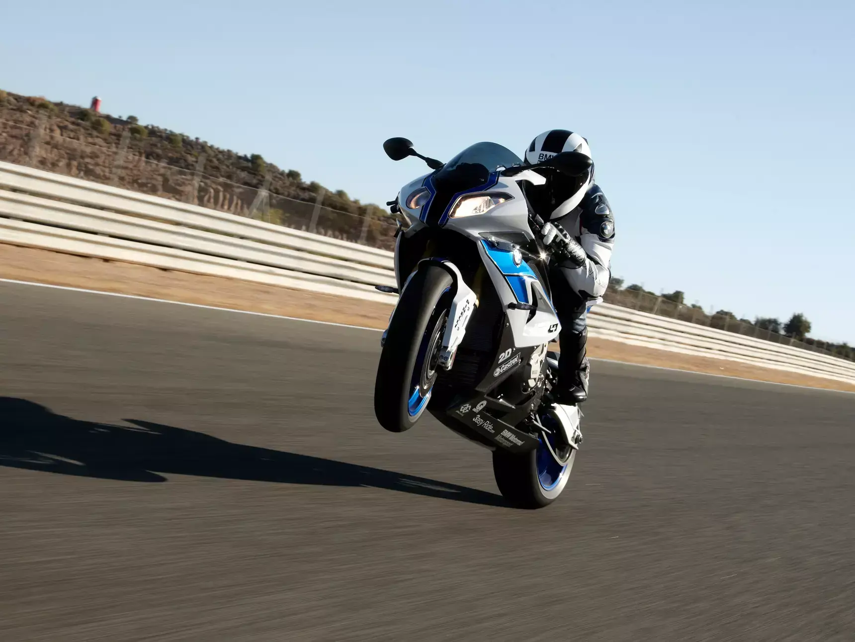 Topspeed назвал пять забытых спортивных мотоциклов, опередивших свое время