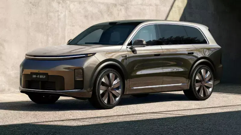 Глава Li Auto раскритиковал седаны за нехватку пространства