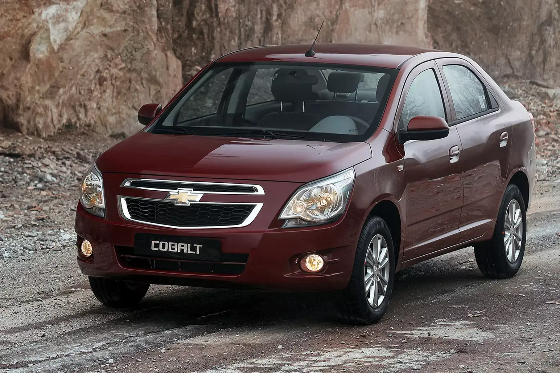 Автоэксперт Зиновьев раскритиковал Chevrolet Cobalt за слабую АКП и неидеальную подвеску